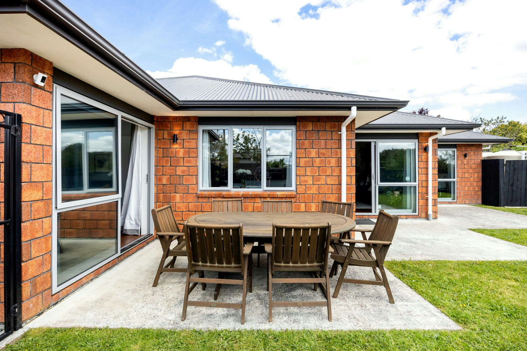 40 web or mls in House AR0 6349