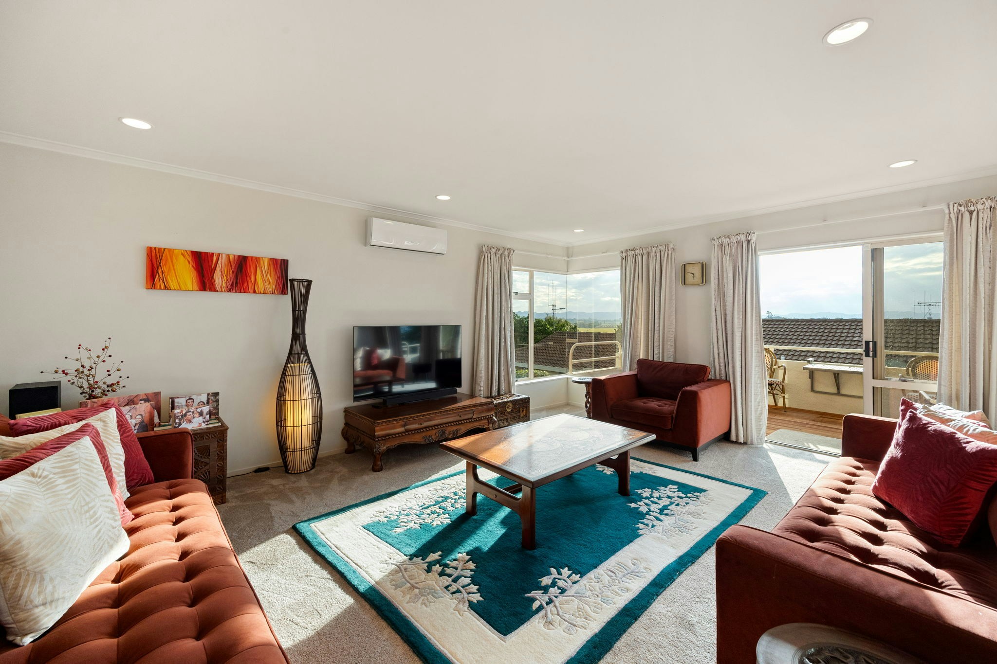 40 web or mls in House AR0 7542