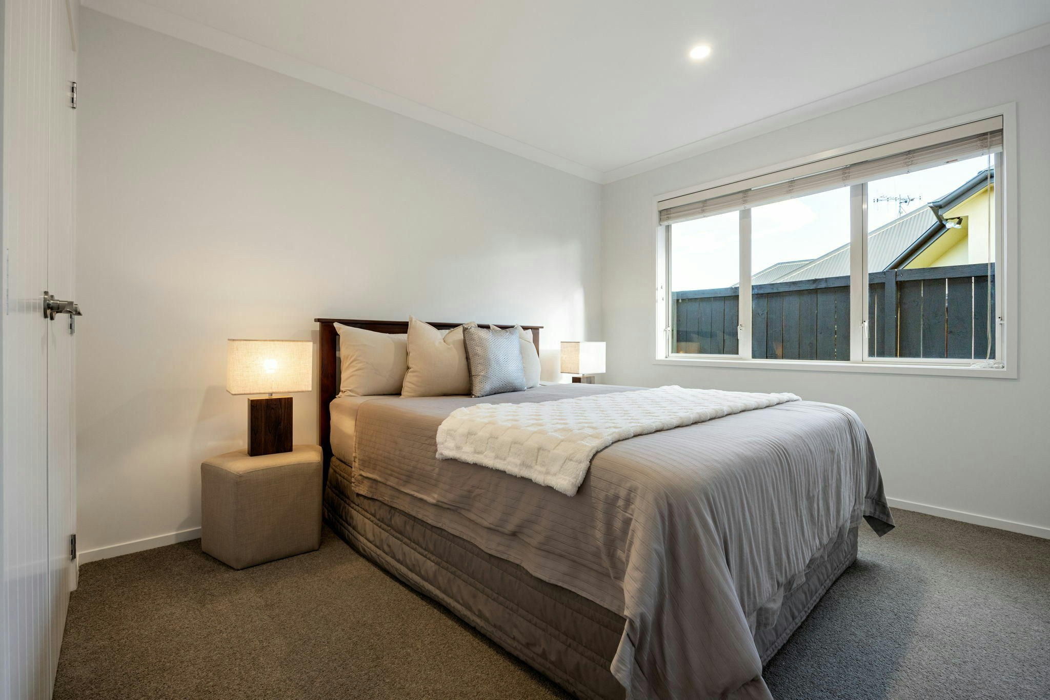 40 web or mls in House AR0 8225