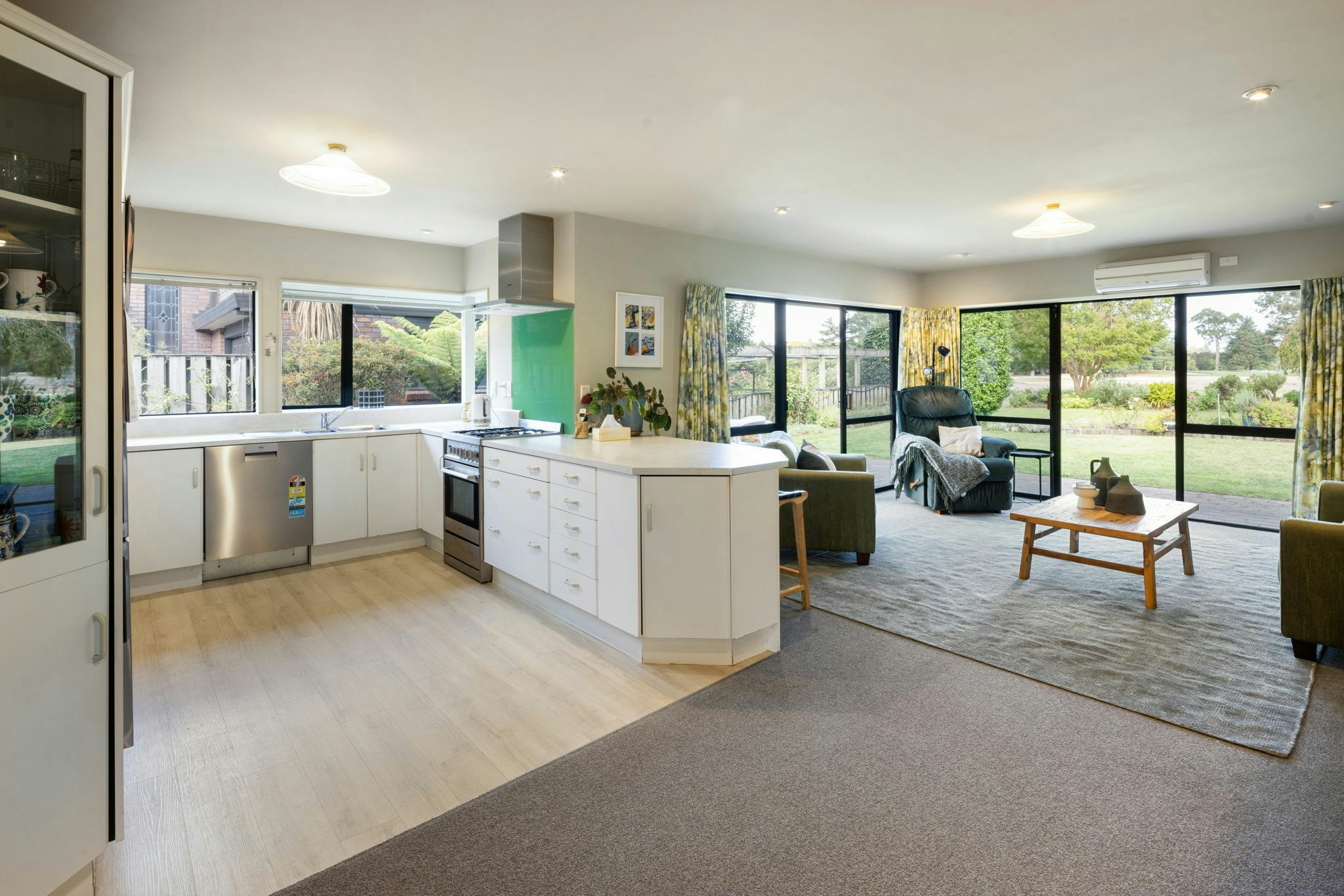 40 web or mls in House AR5 1154