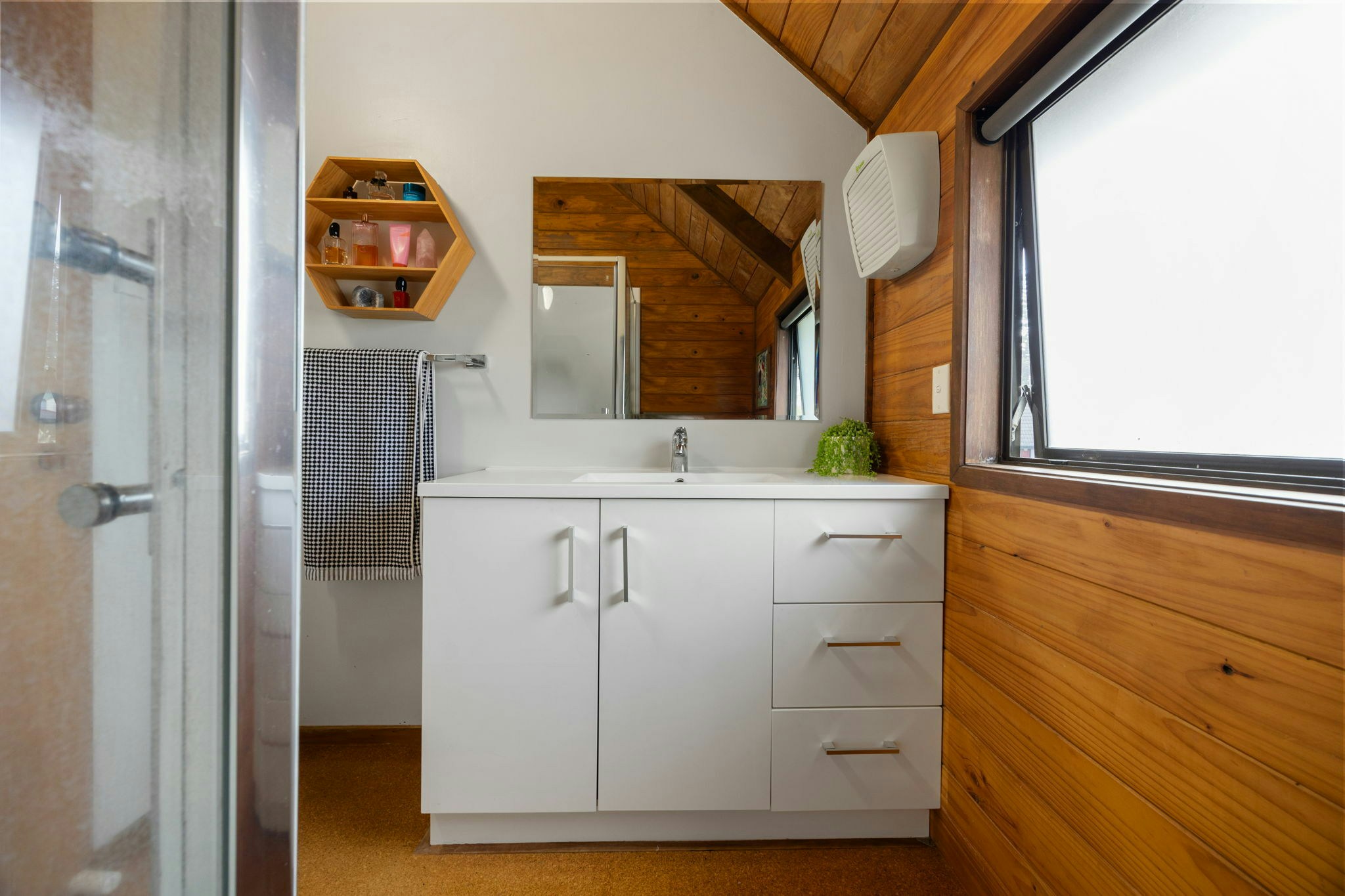 41 web or mls in House AR0 4430