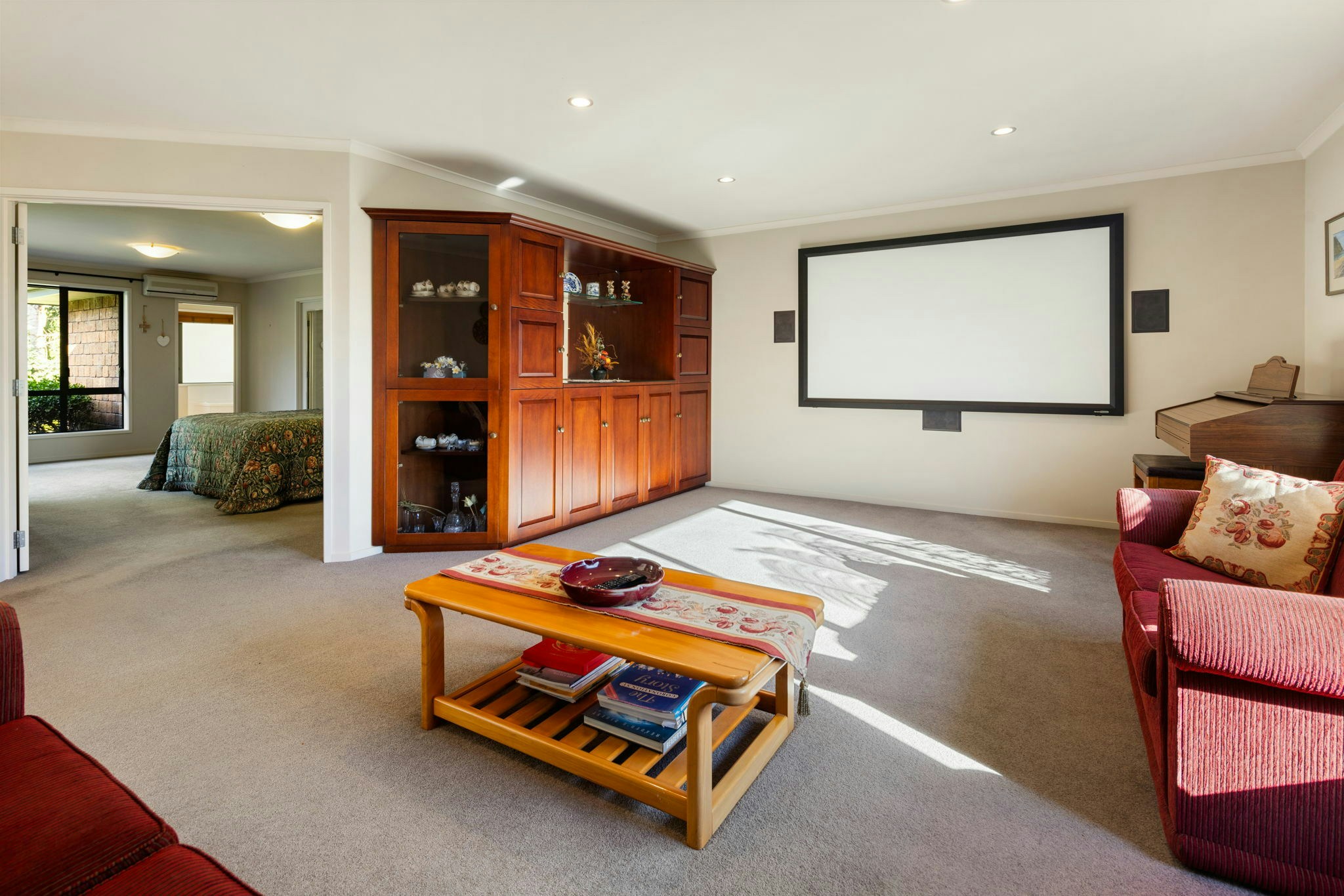 41 web or mls in House AR5 1660