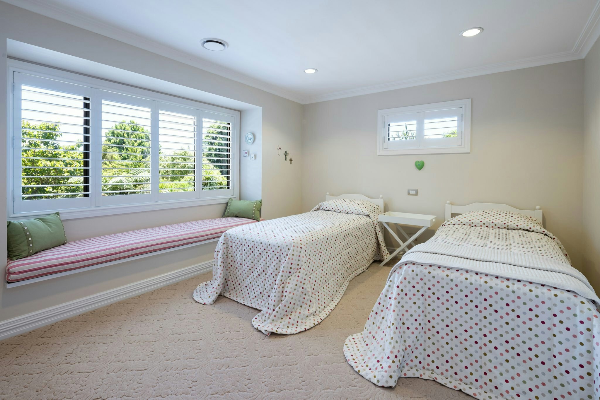 41 web or mls in House AR5 6975