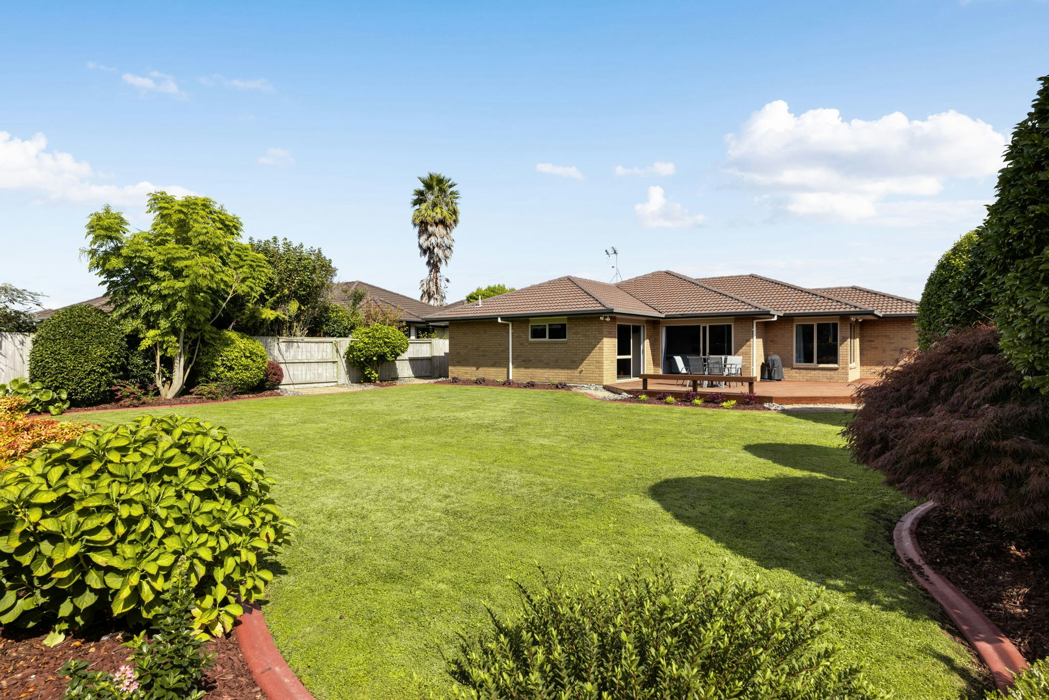 41 web or mls in House SR5 4212 2