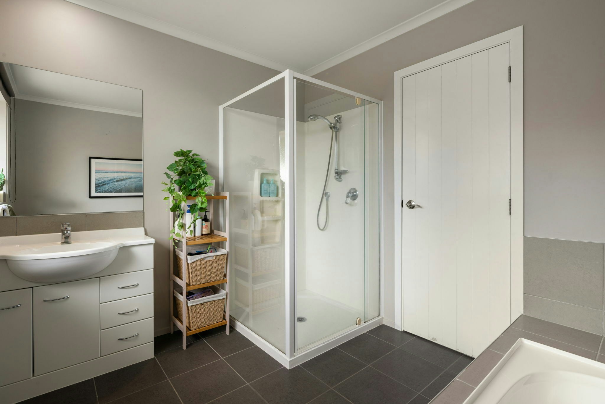 42 web or mls in House AR5 0011