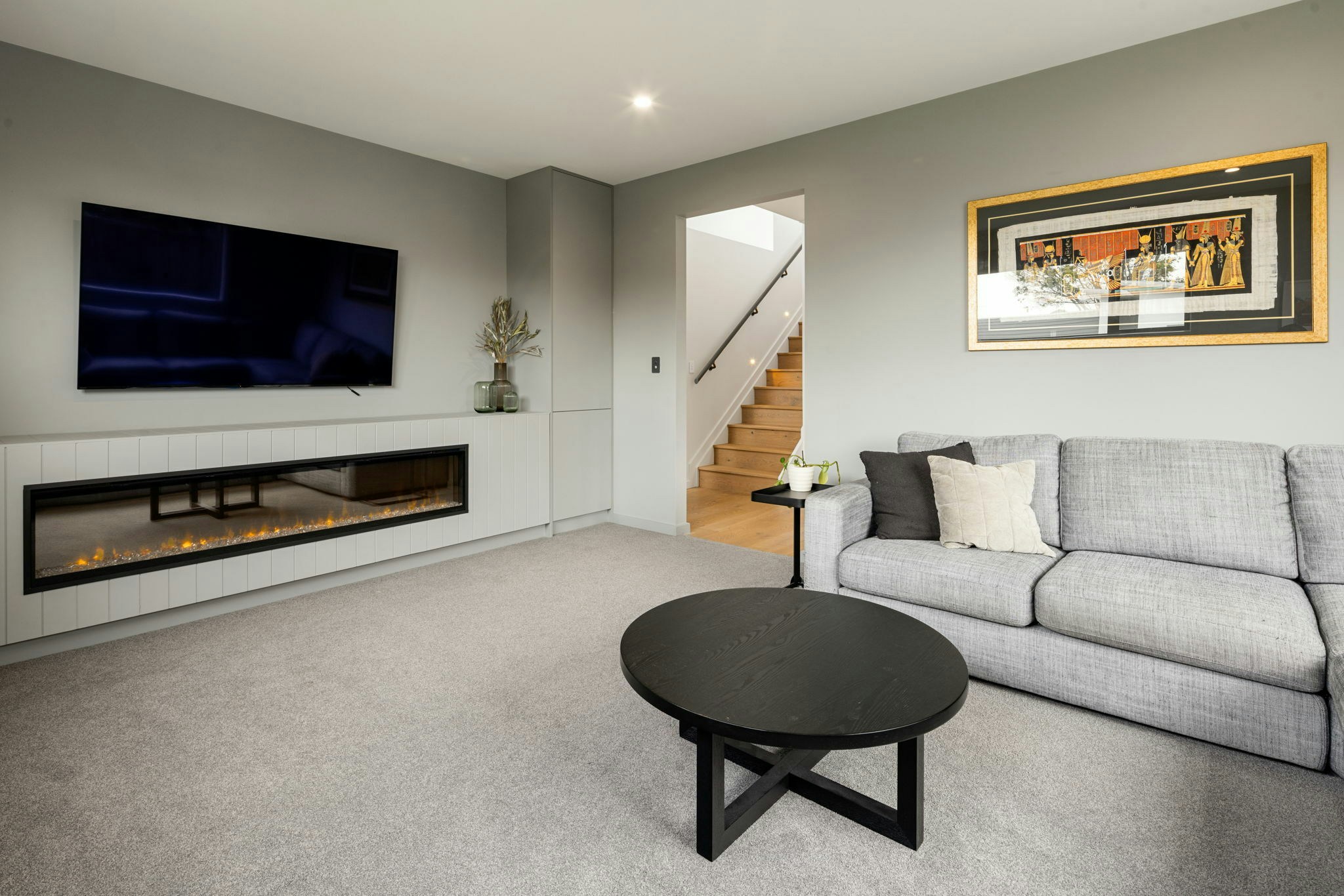 42 web or mls in House AR5 5689