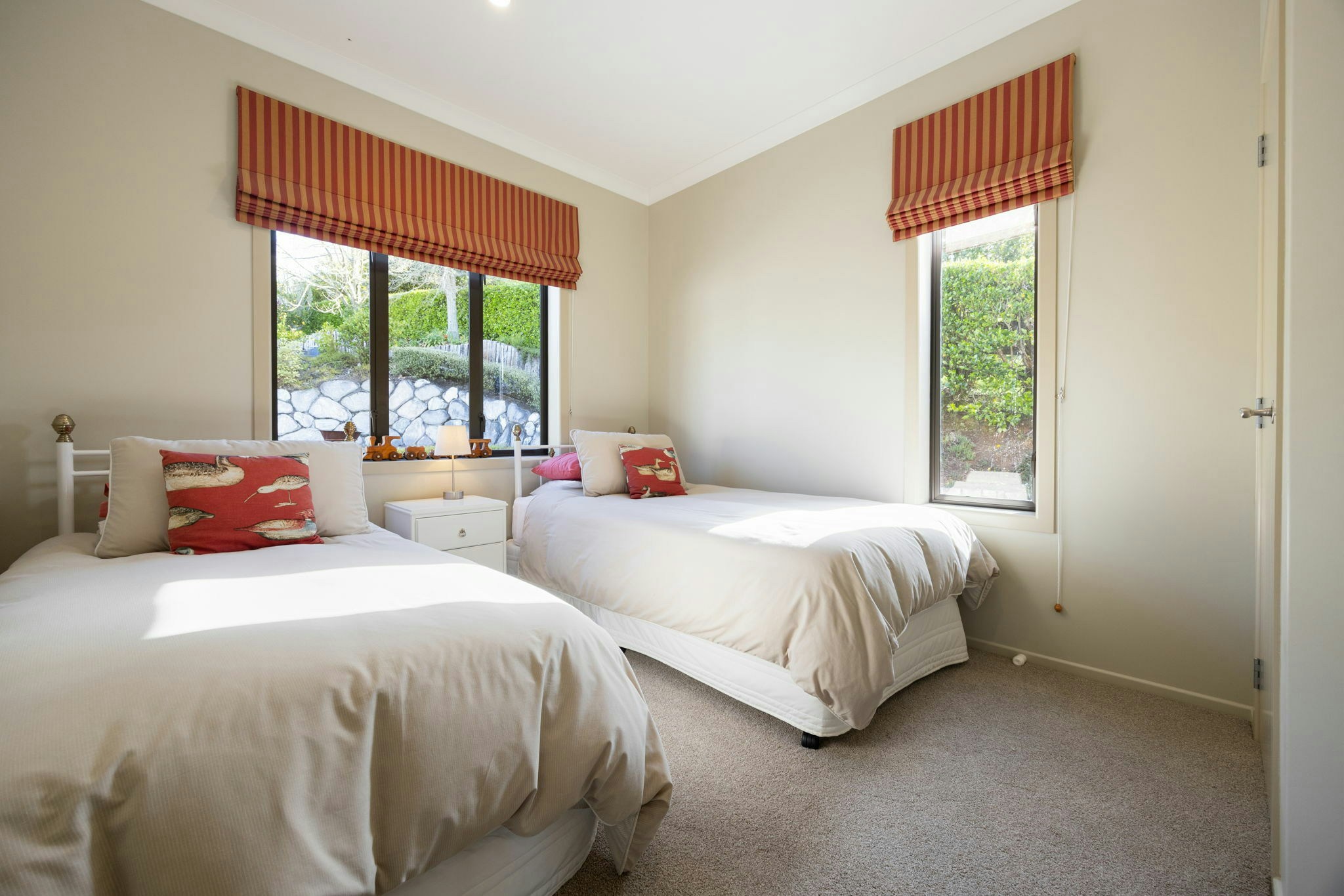 43 web or mls in House AR0 8434