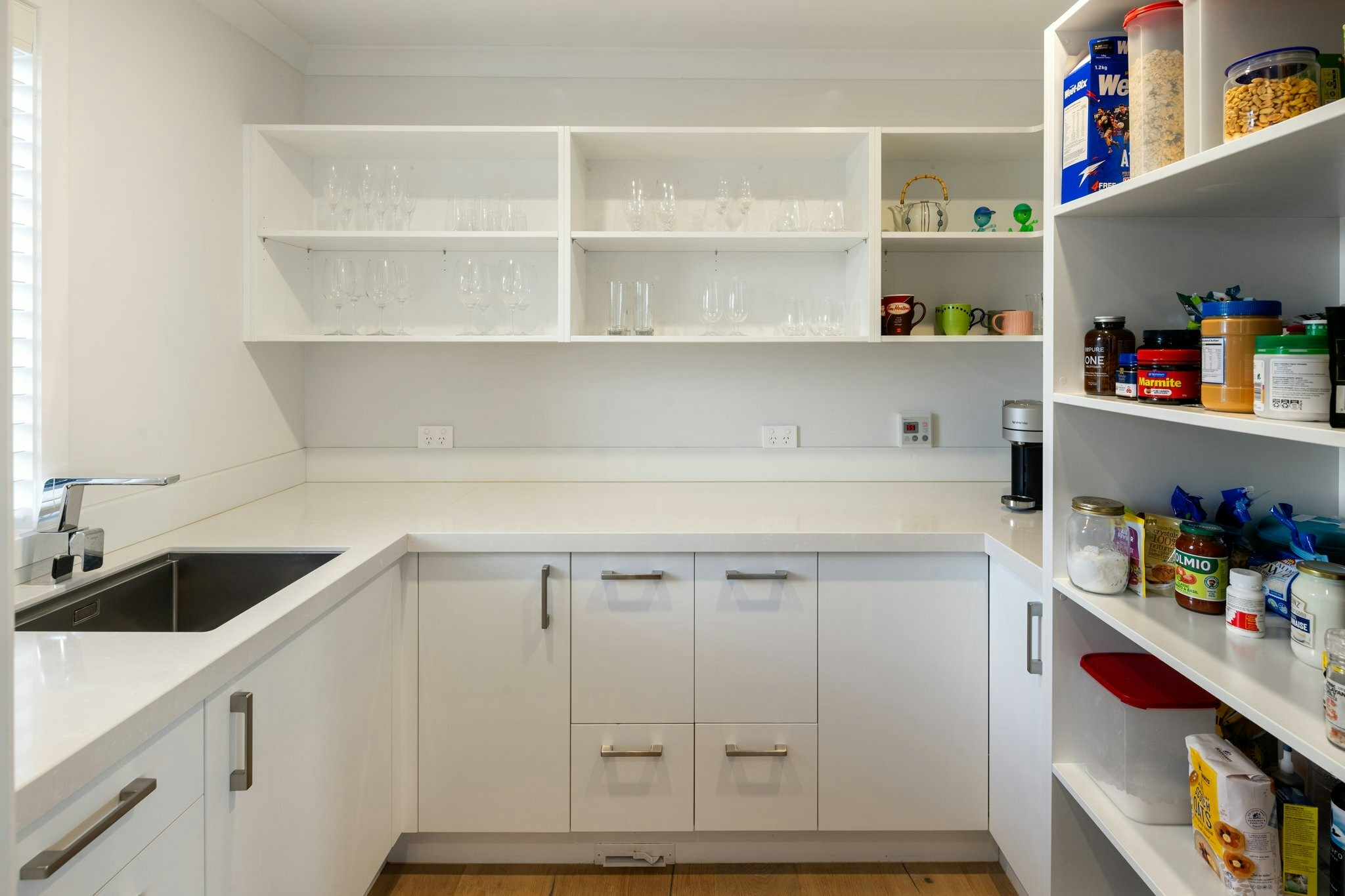 43 web or mls in House AR5 6896