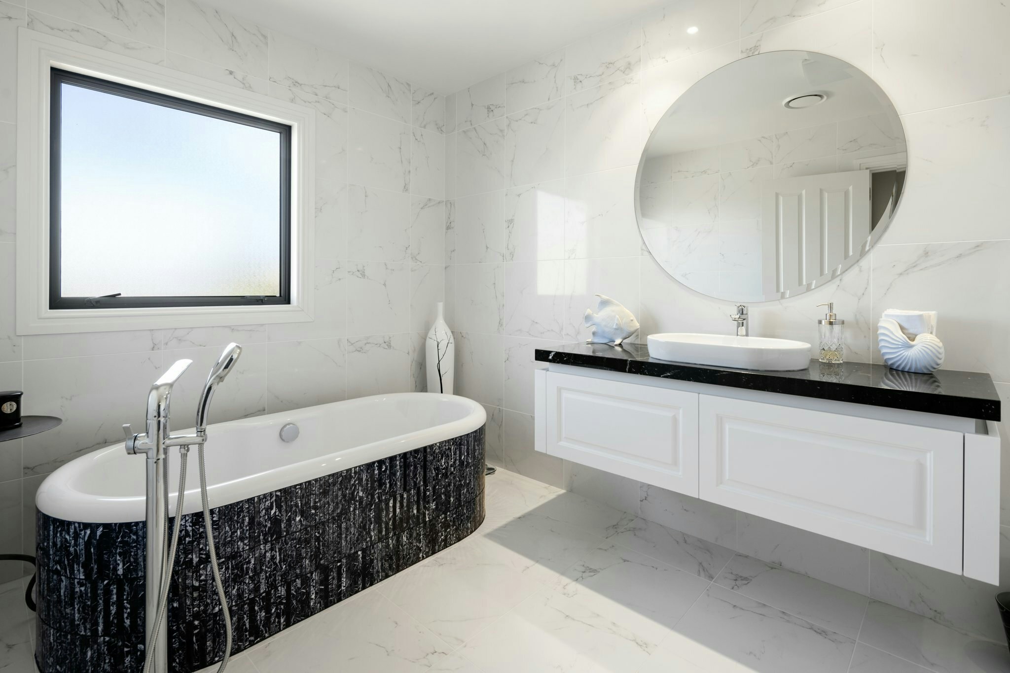 43 web or mls in House AR5 6990