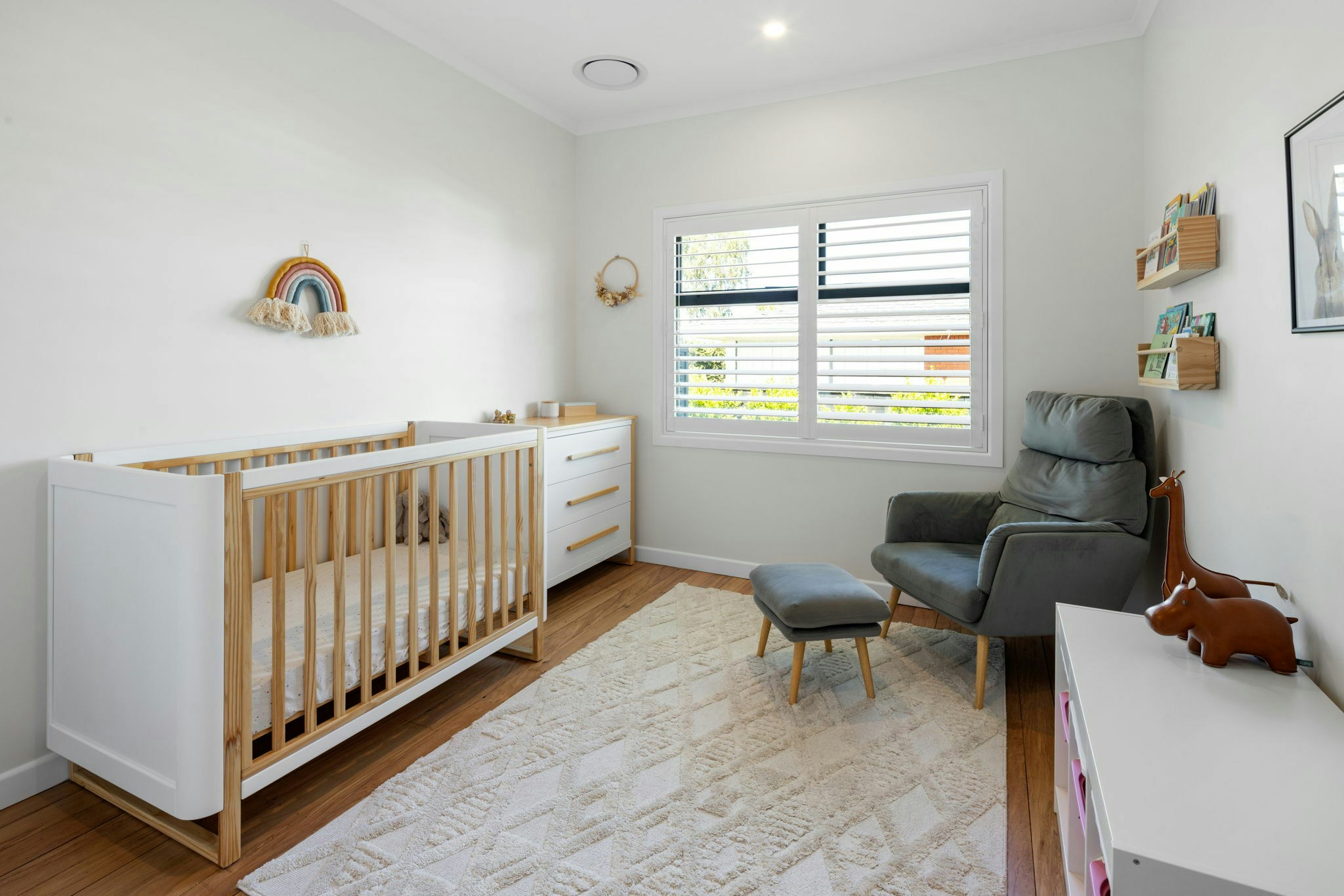 43 web or mls in House AR5 9080