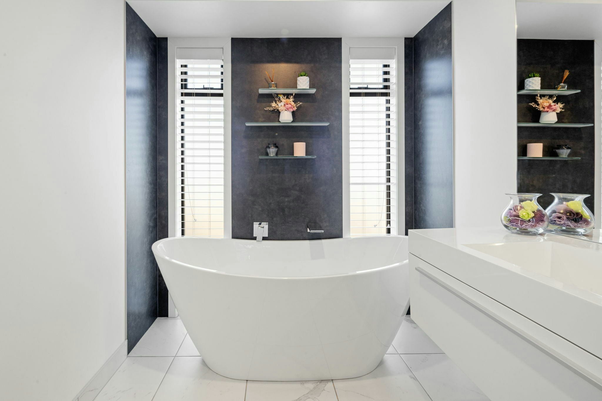 43 web or mls in House AR5 9756