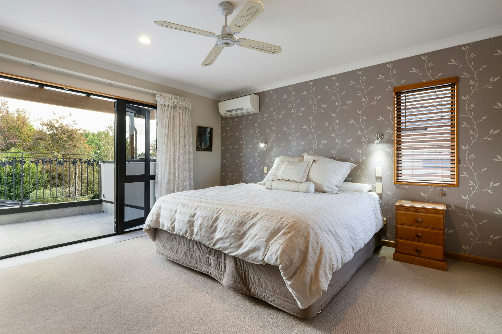 43 web or mls in House SR5 5509