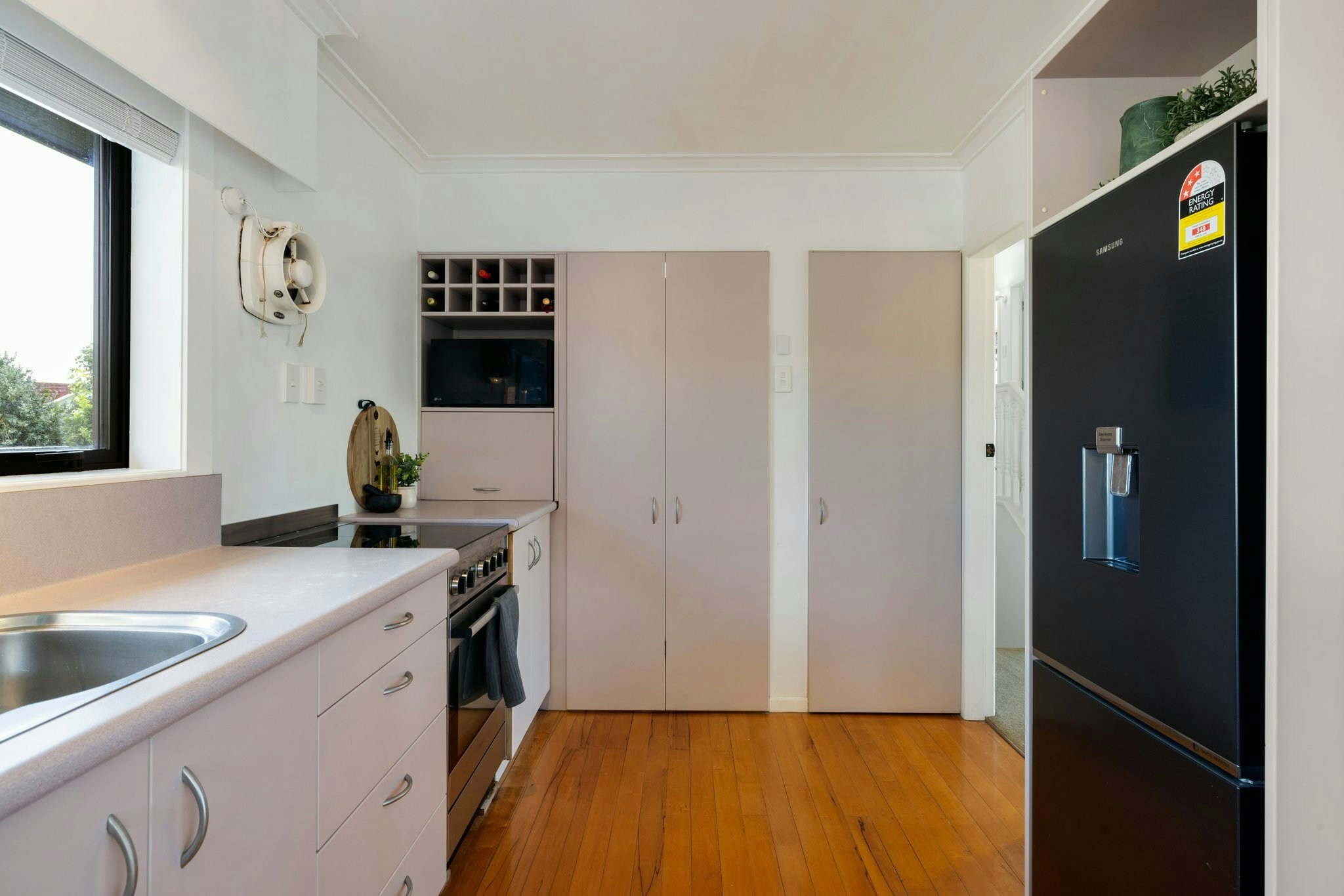 43 web or mls in House SR5 5686