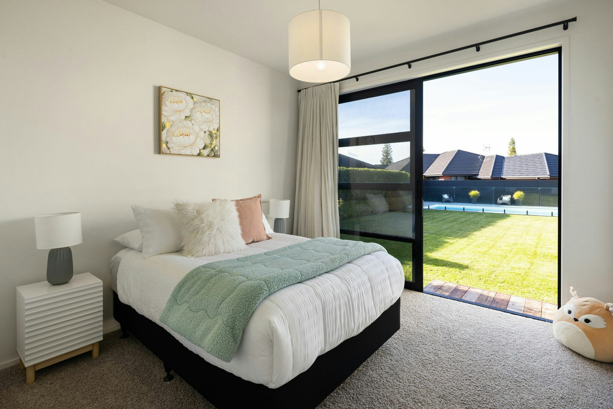 44 web or mls in House AR5 0715