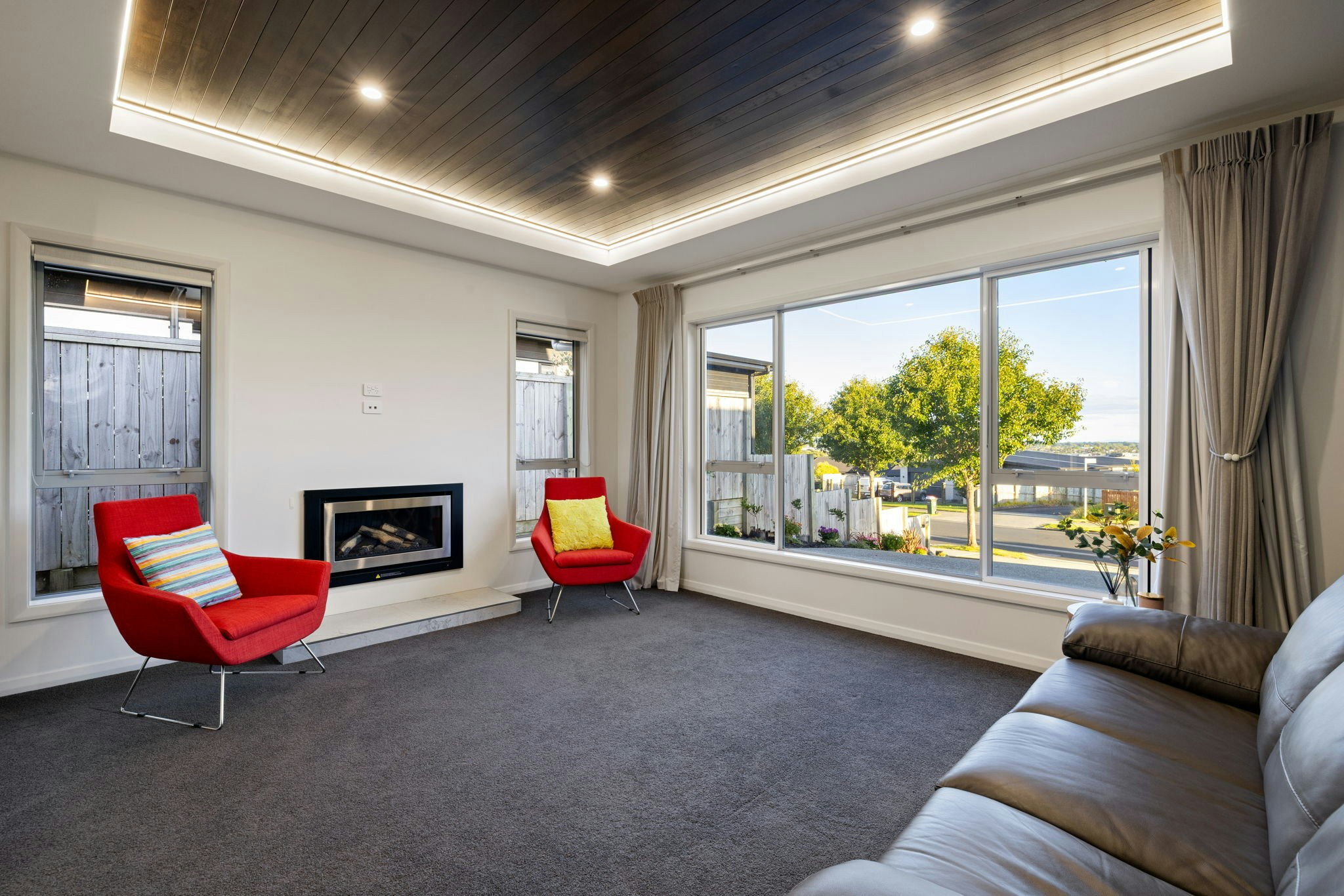 44 web or mls in House SR5 7437