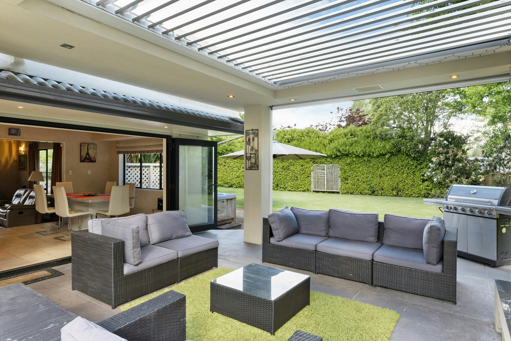 44 web or mls in House SR5 7790