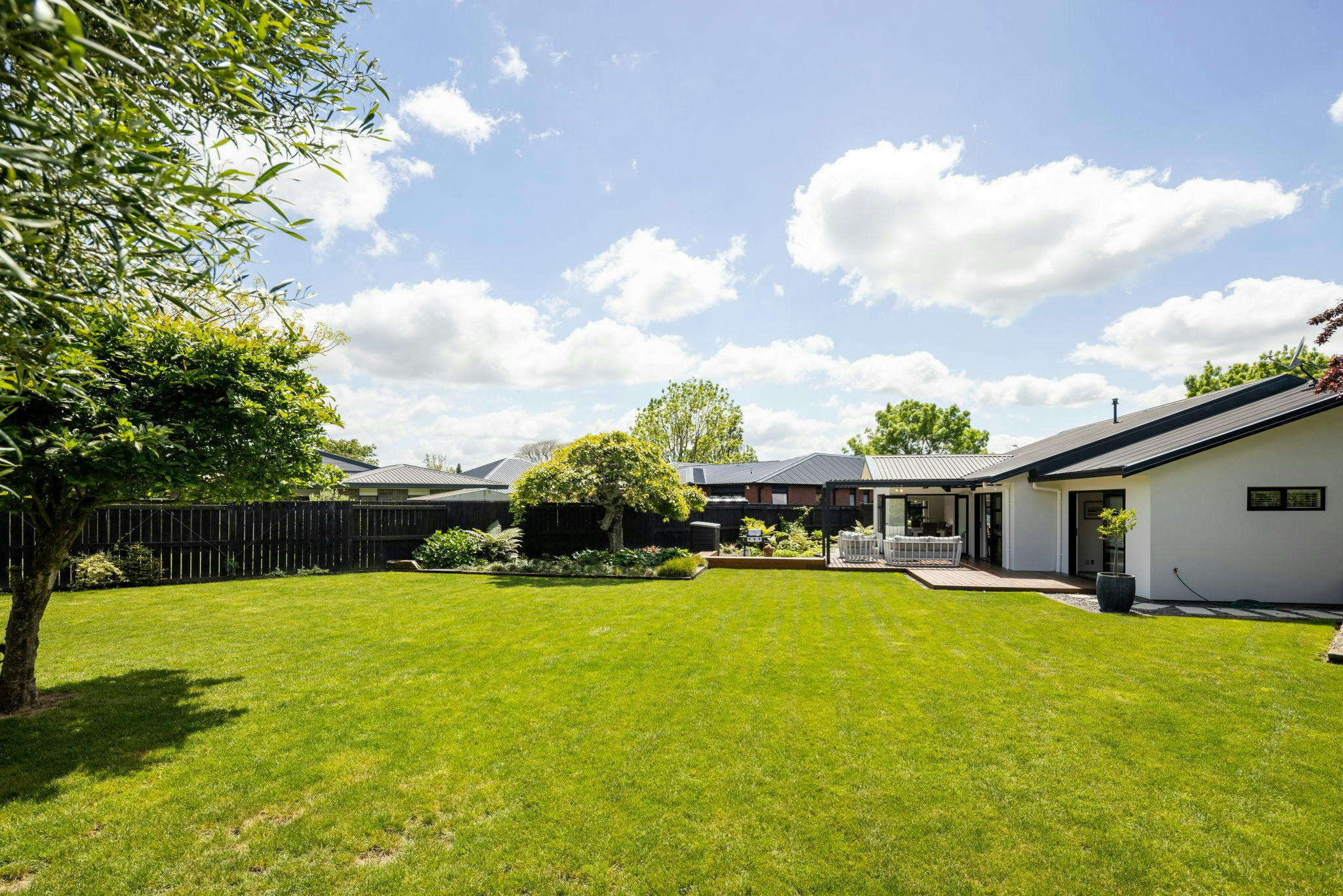 45 web or mls in House AR5 9512