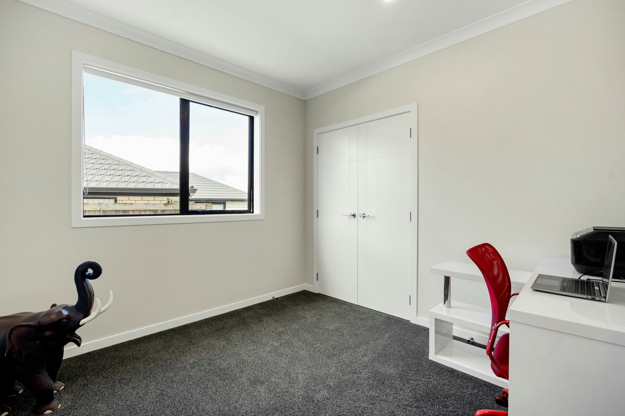 46 web or mls in House AR0 2215