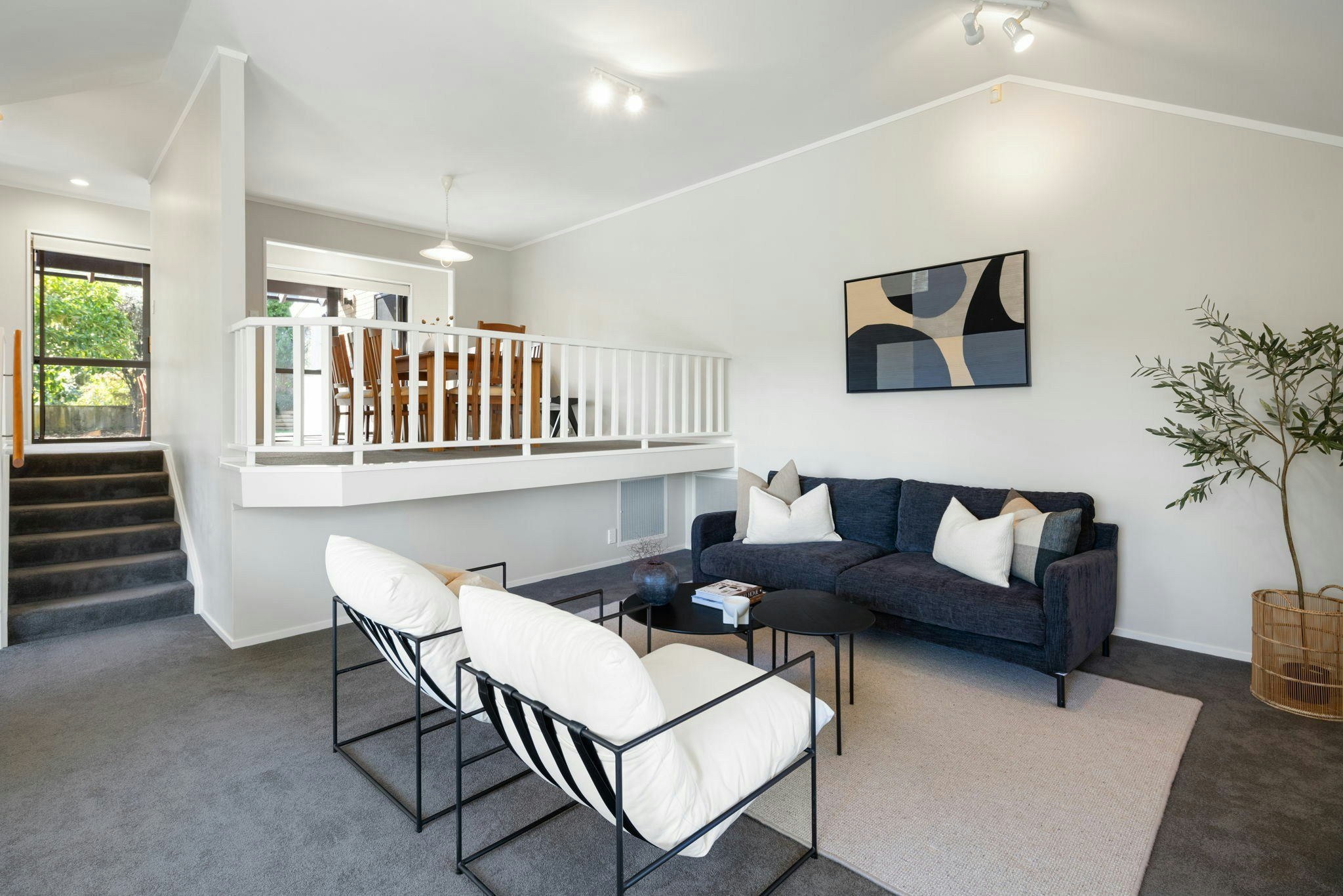 46 web or mls in House AR5 0383