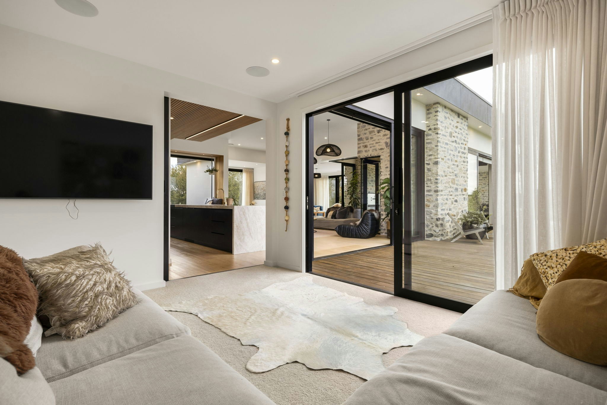 46 web or mls in House AR5 4889