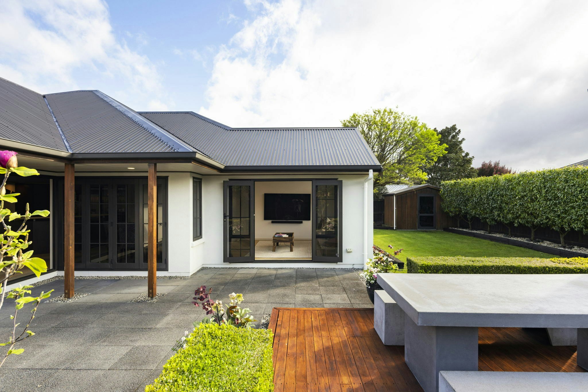 46 web or mls in House AR5 5295