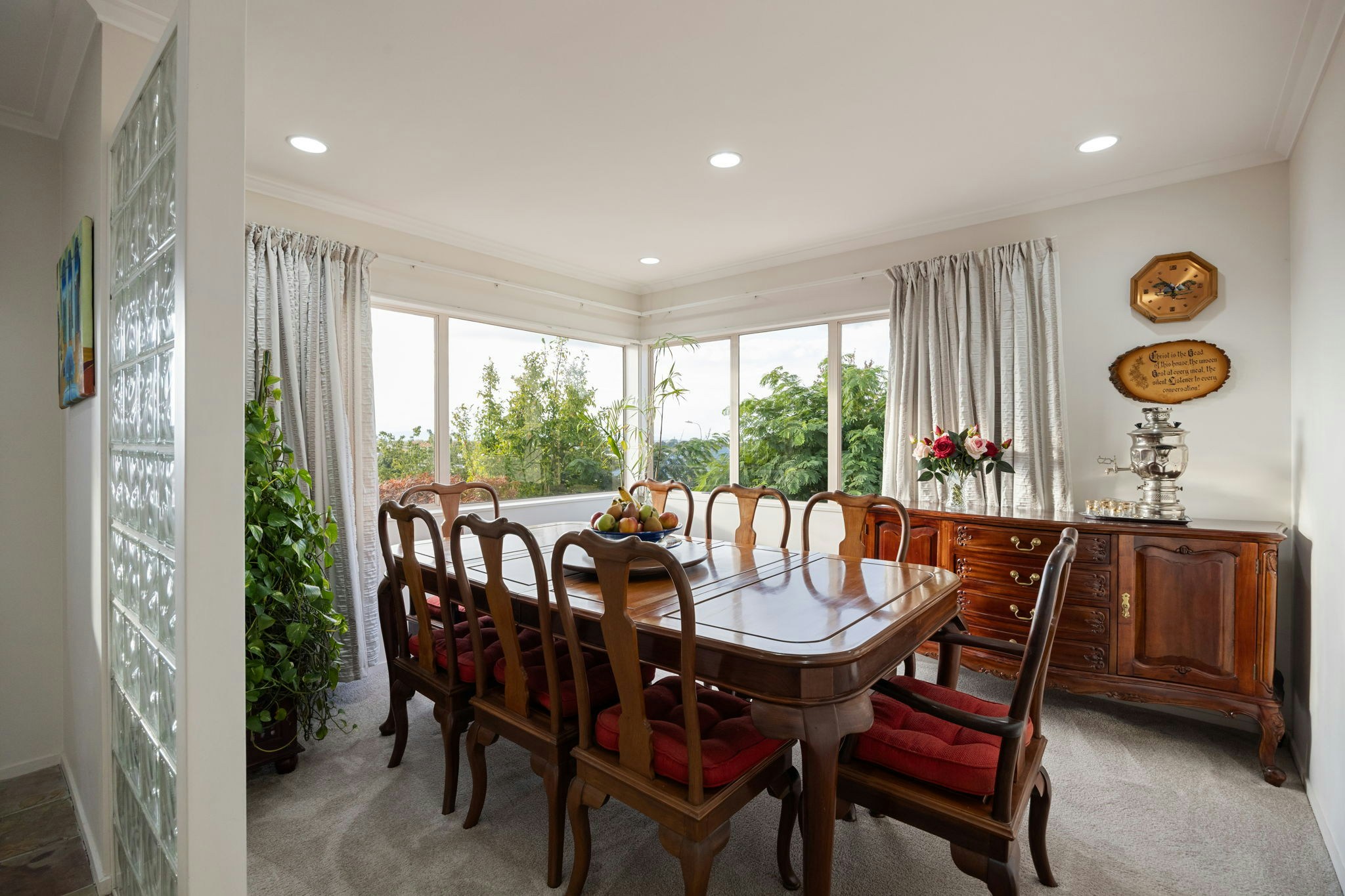 47 web or mls in House AR0 7585