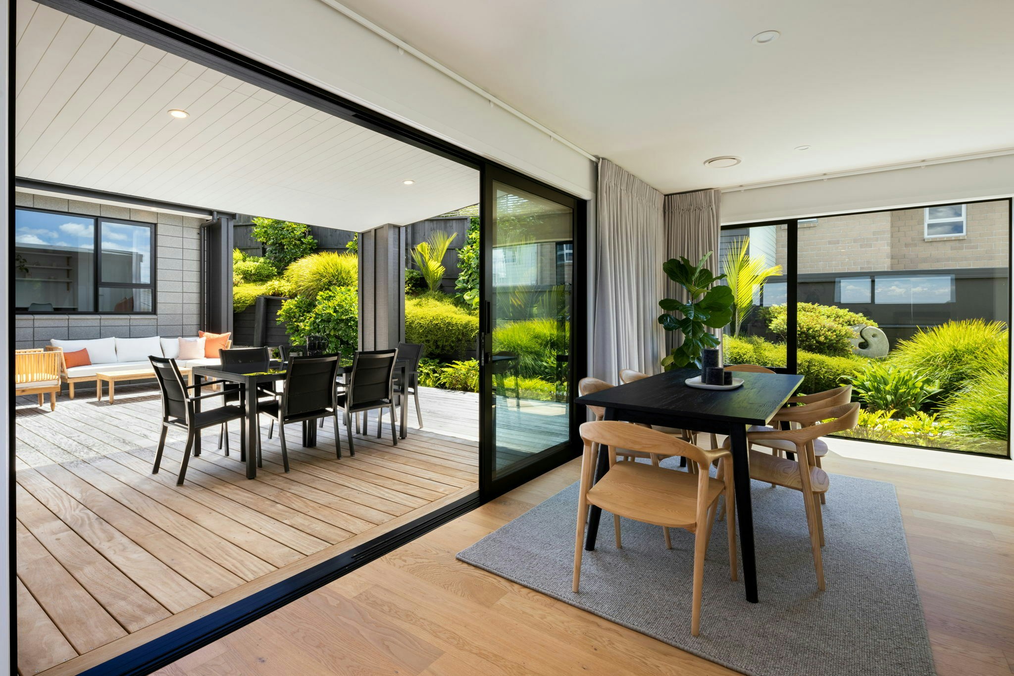 48 web or mls in House AR5 6962