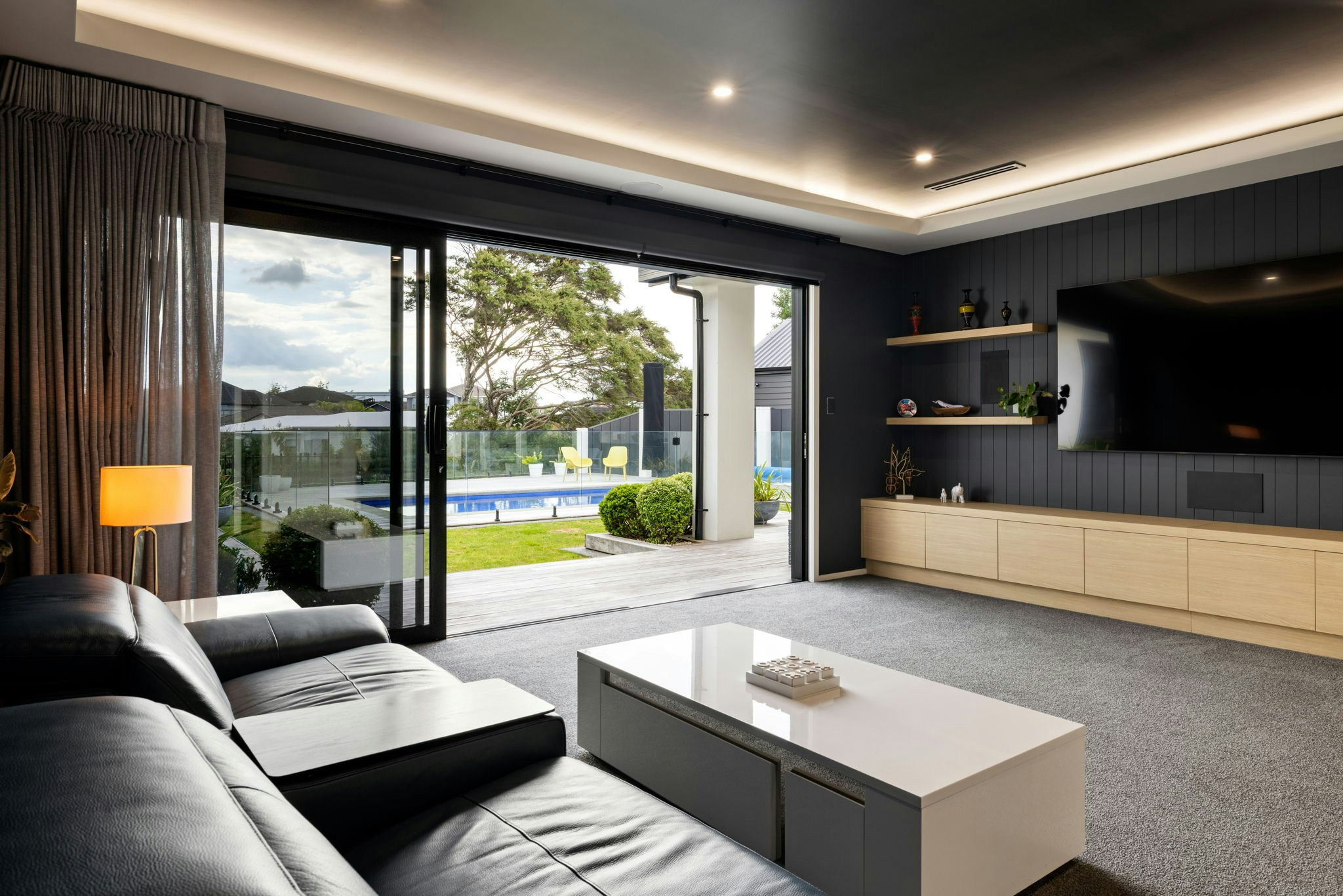 48 web or mls in House SR5 1313