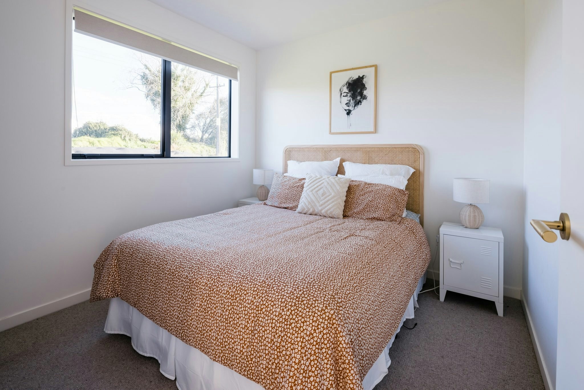 49 web or mls 48 in House AR5 2037