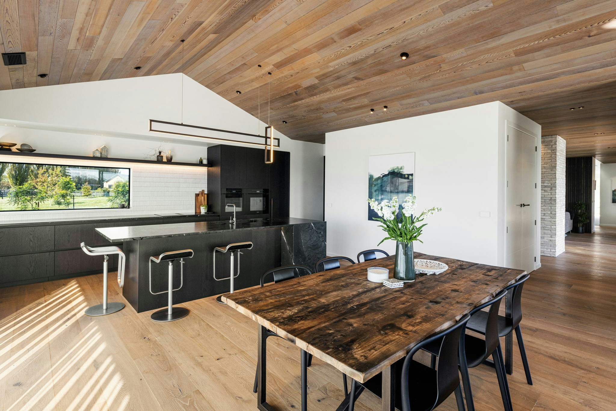 49 web or mls in House AR5 4019