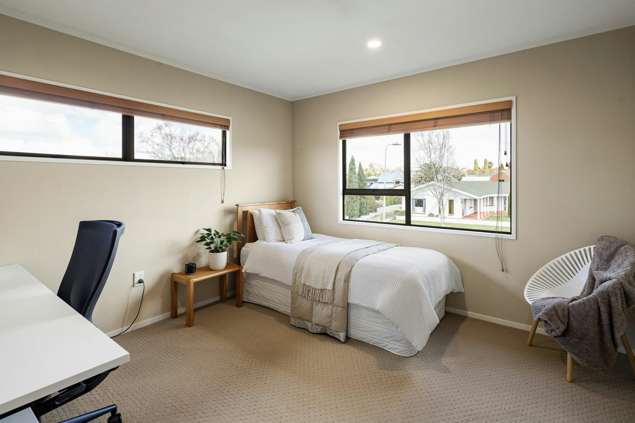 49 web or mls in House AR5 4744