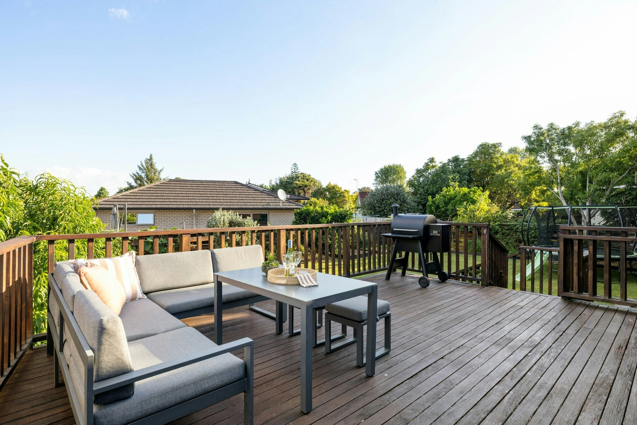 49 web or mls in House SR5 5743