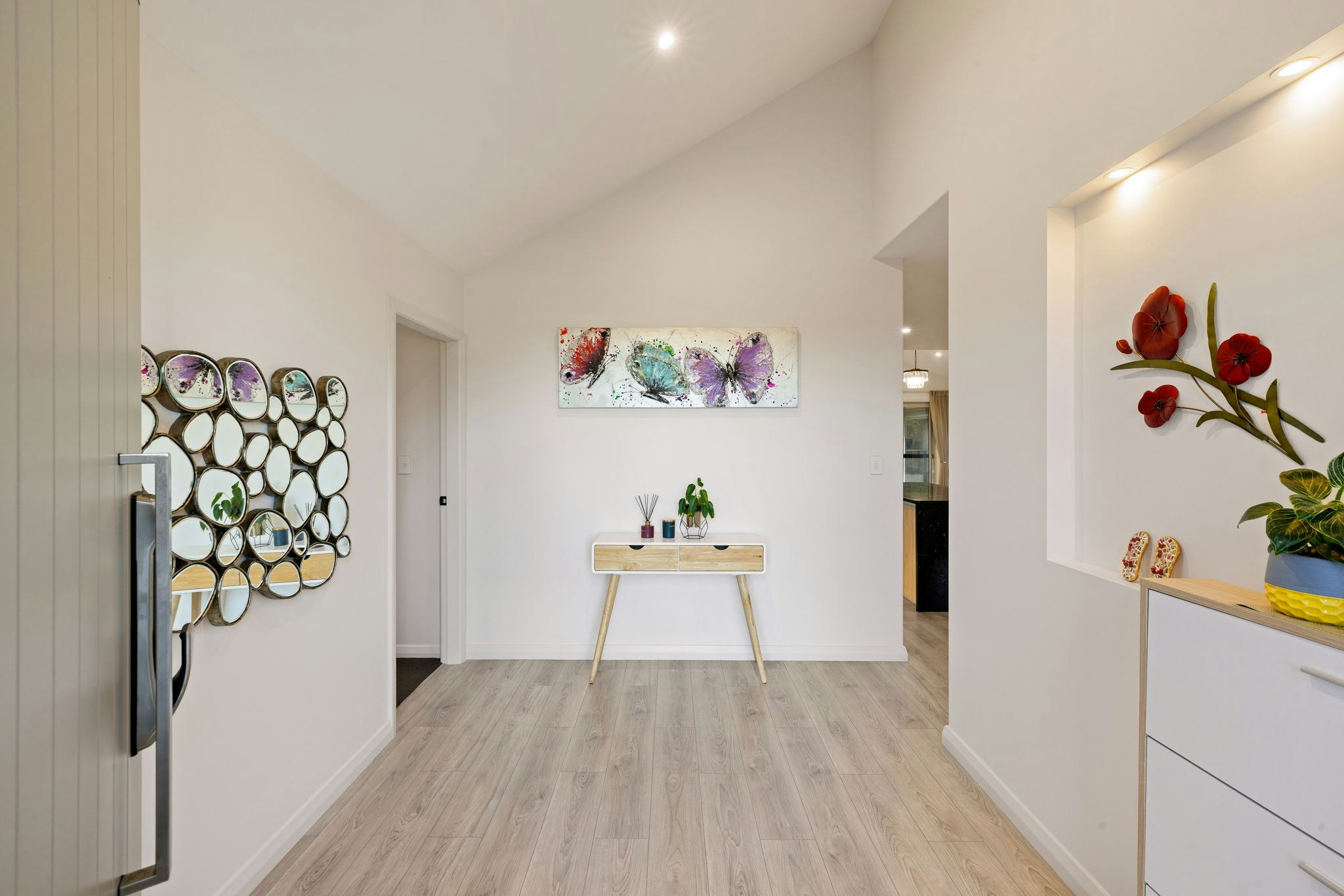 49 web or mls in House SR5 7412