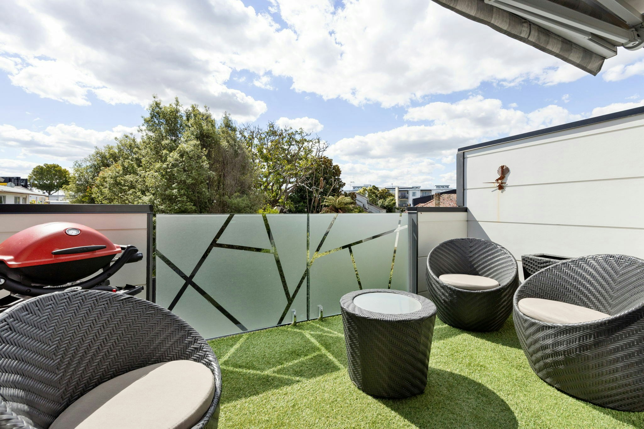 5 web or mls in House AR0 7975