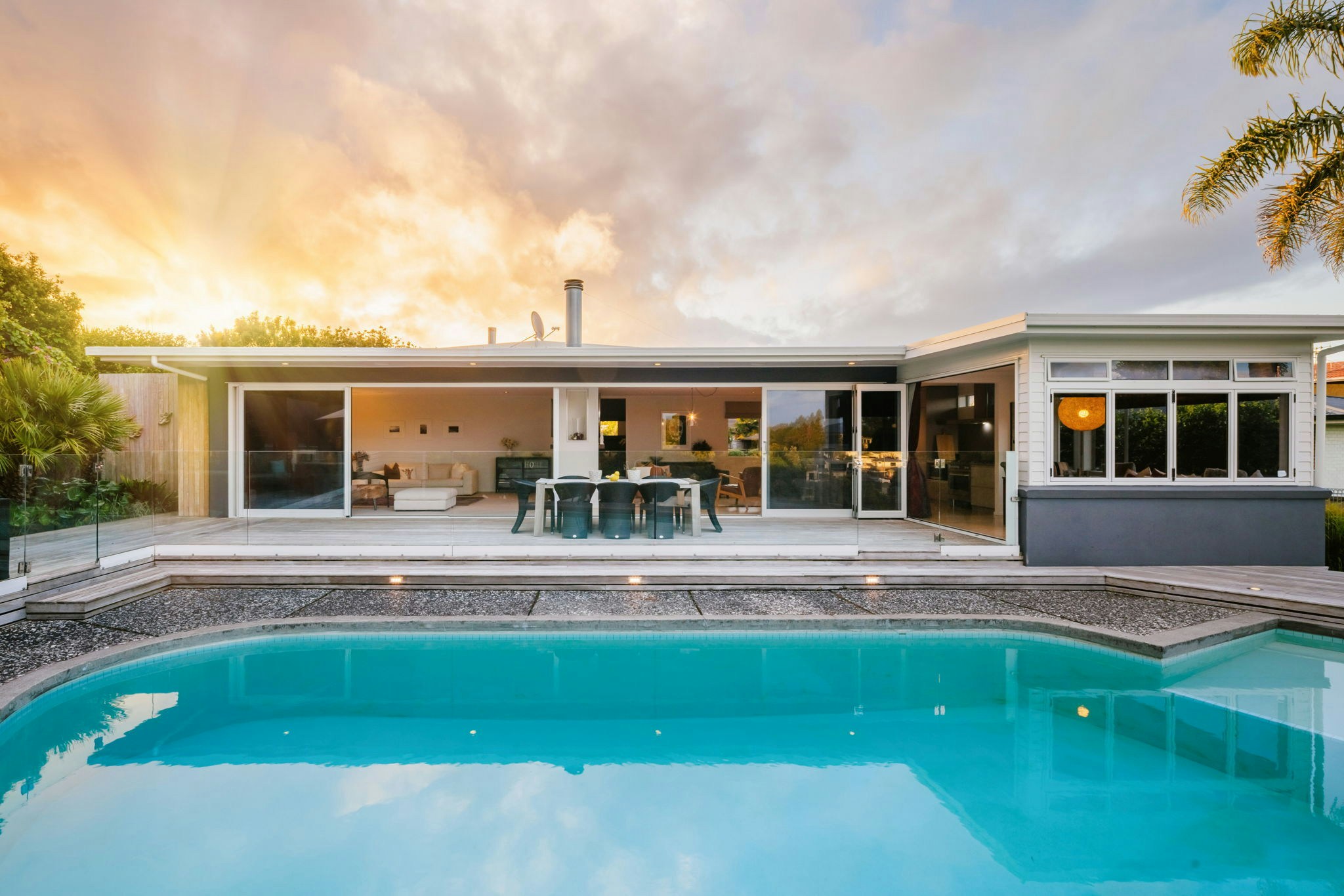 5 web or mls in House AR5 7738