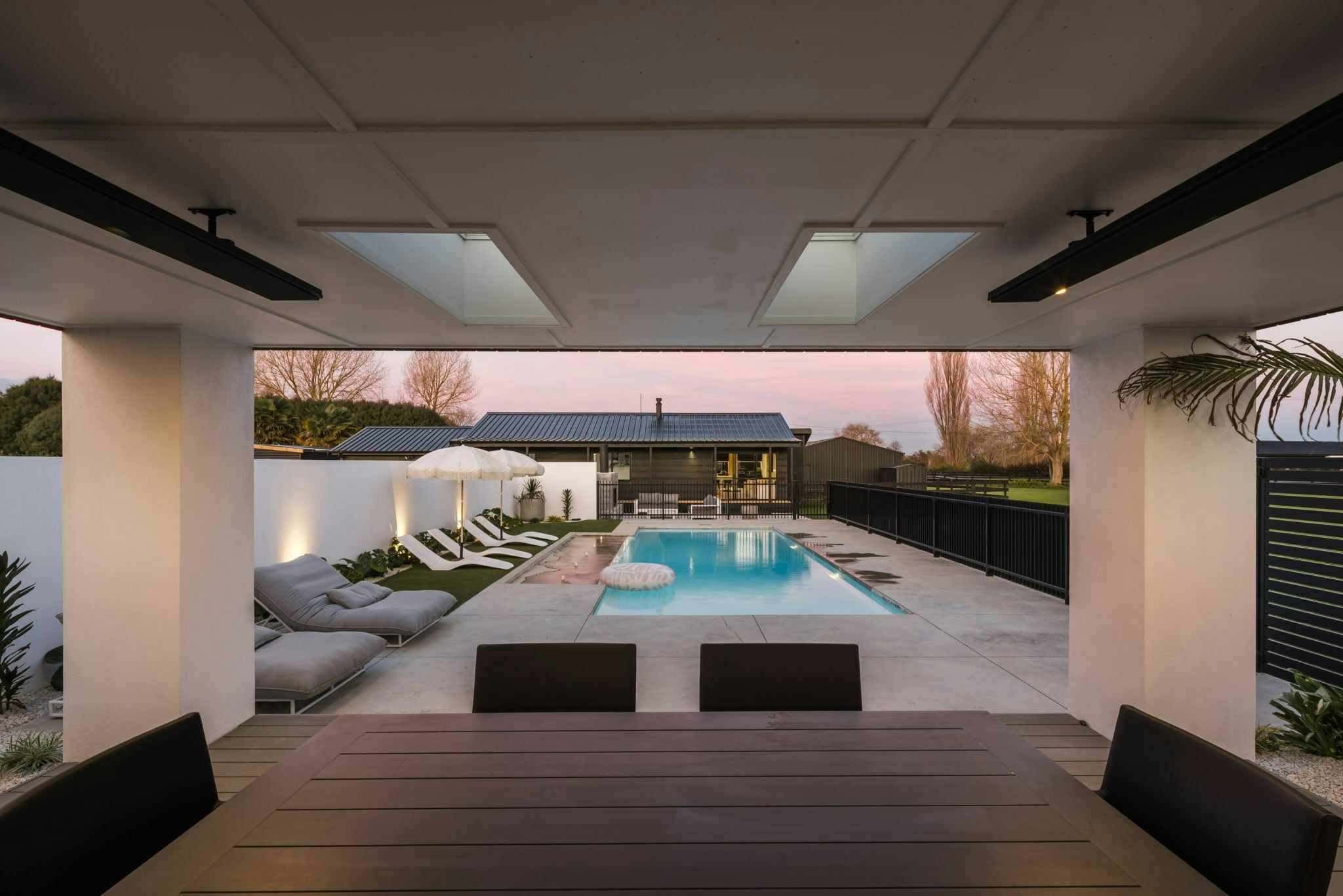 5 web or mls in House AR5 9839