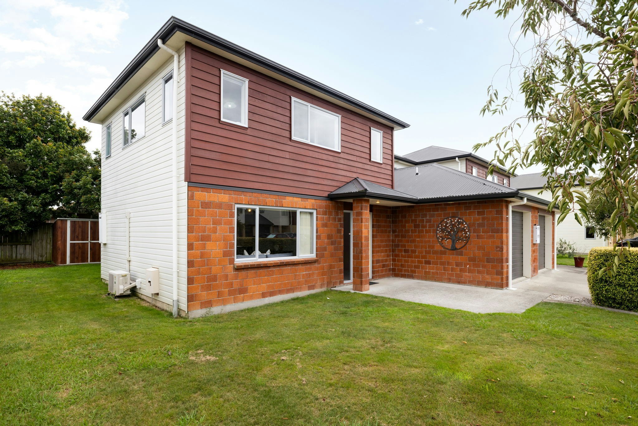 5 web or mls in House SR5 1452