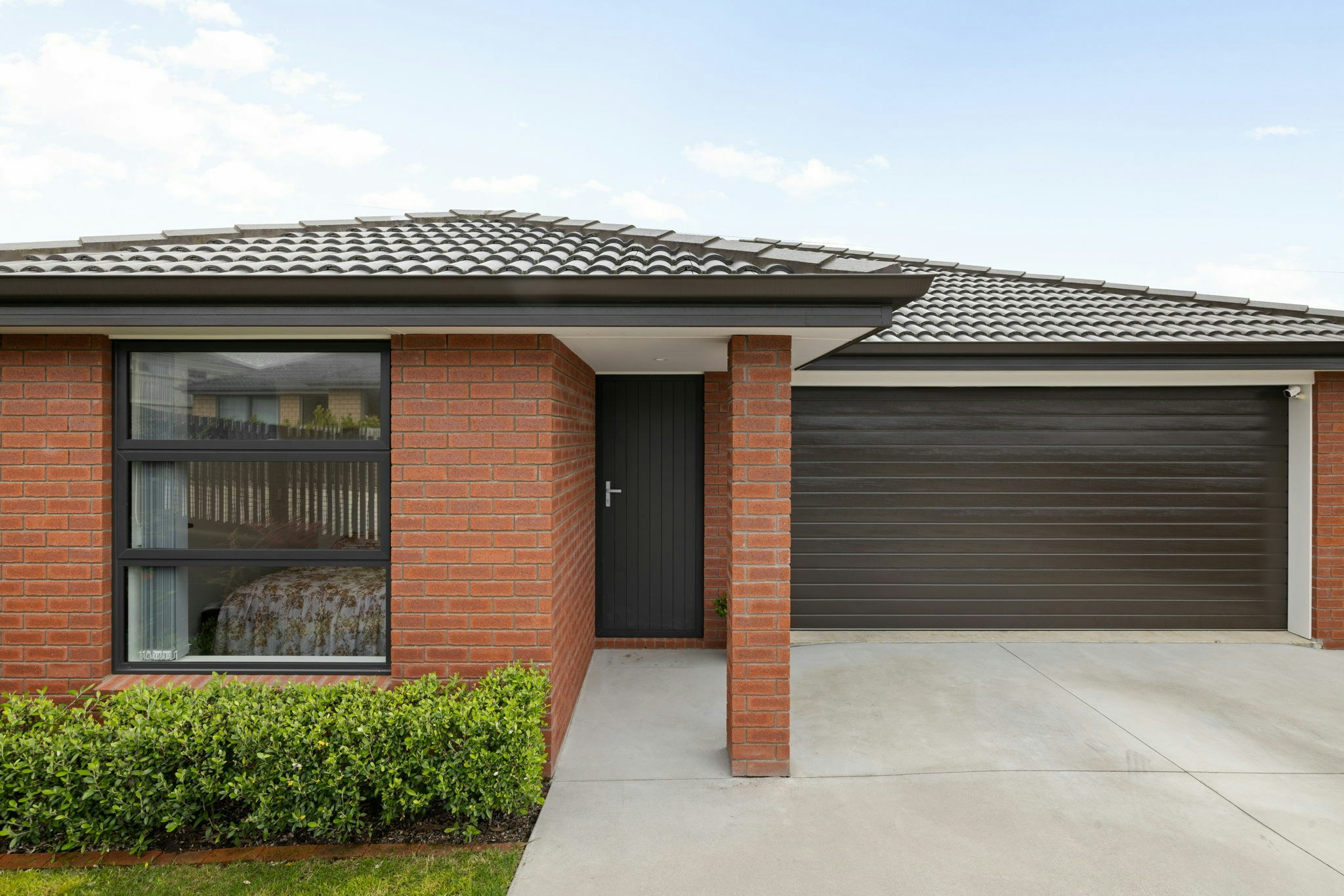 5 web or mls in House SR5 5067