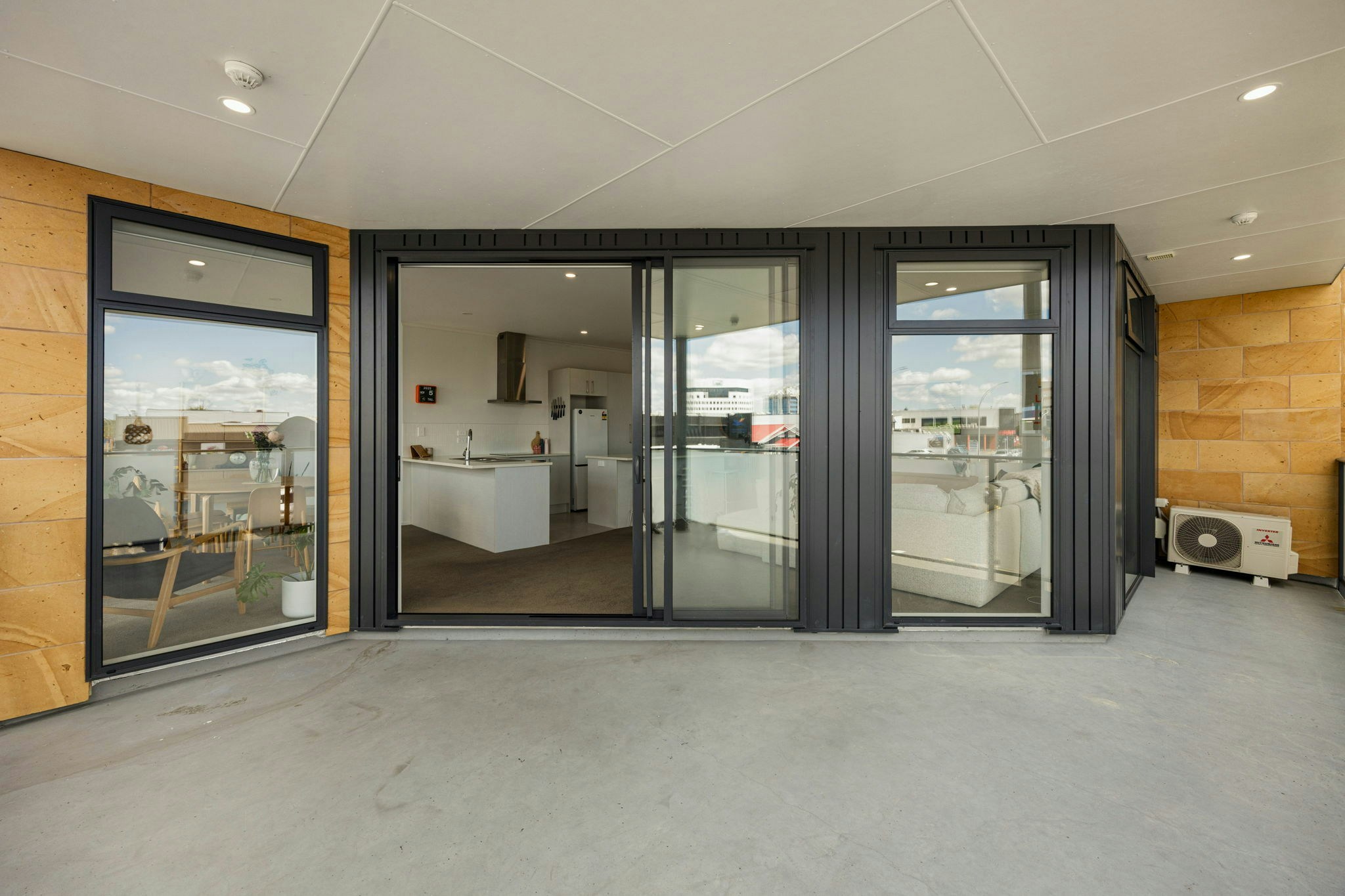 5 web or mls in House in House AR0 0224