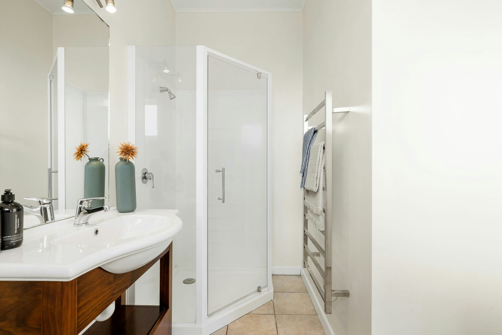 50 web or mls in House SR5 5298