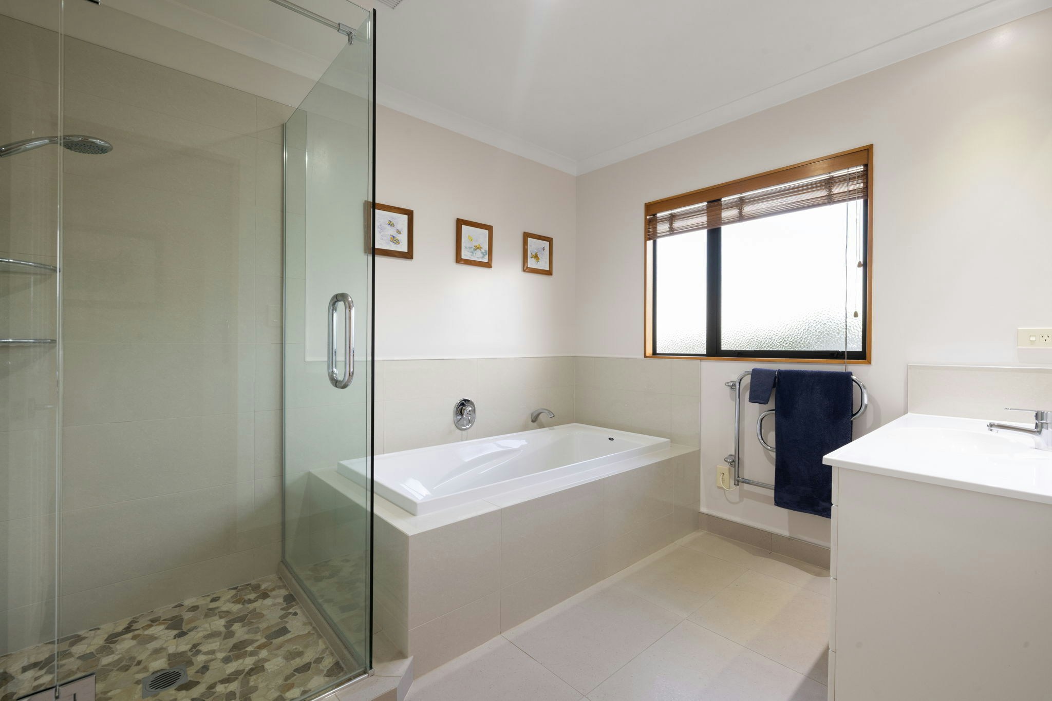 50 web or mls in House SR5 5579