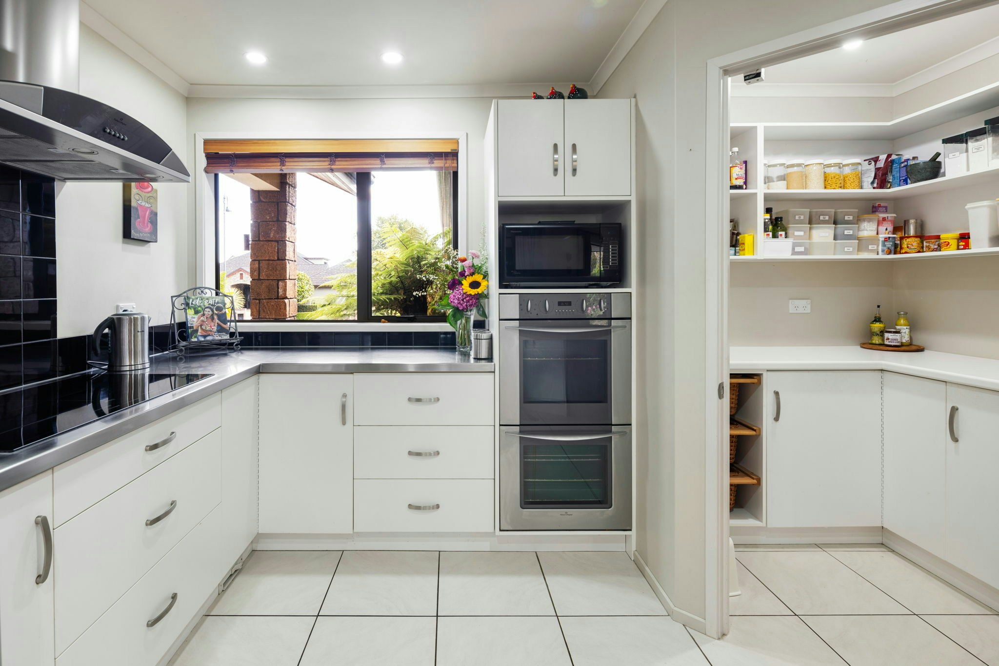 51 web or mls in House AR5 1510