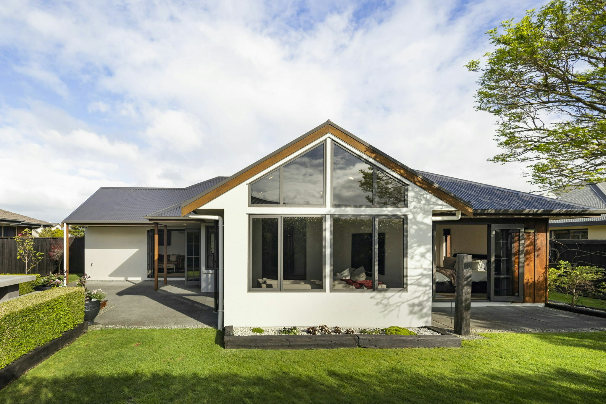 51 web or mls in House AR5 5261