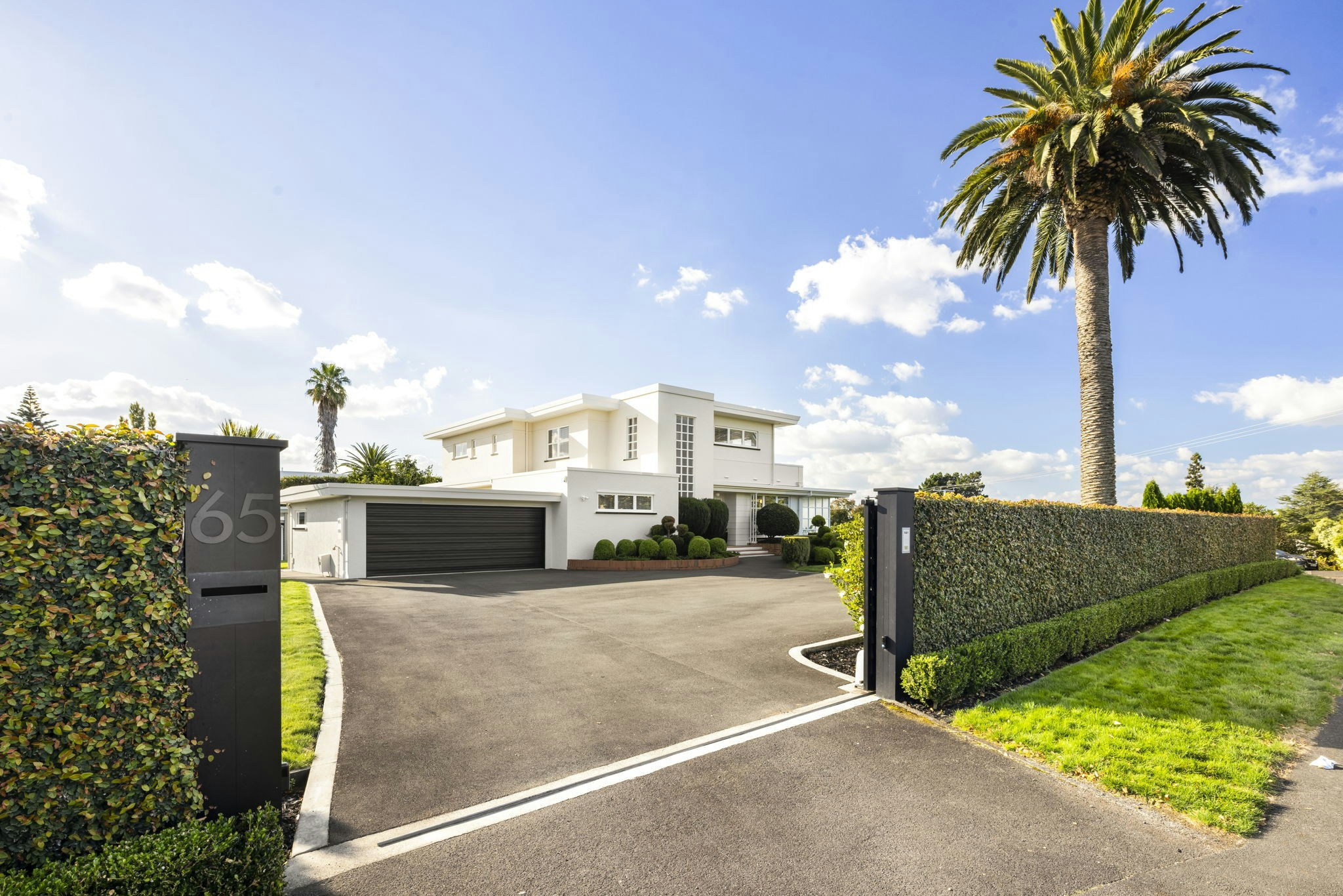 51 web or mls in House AR5 6101