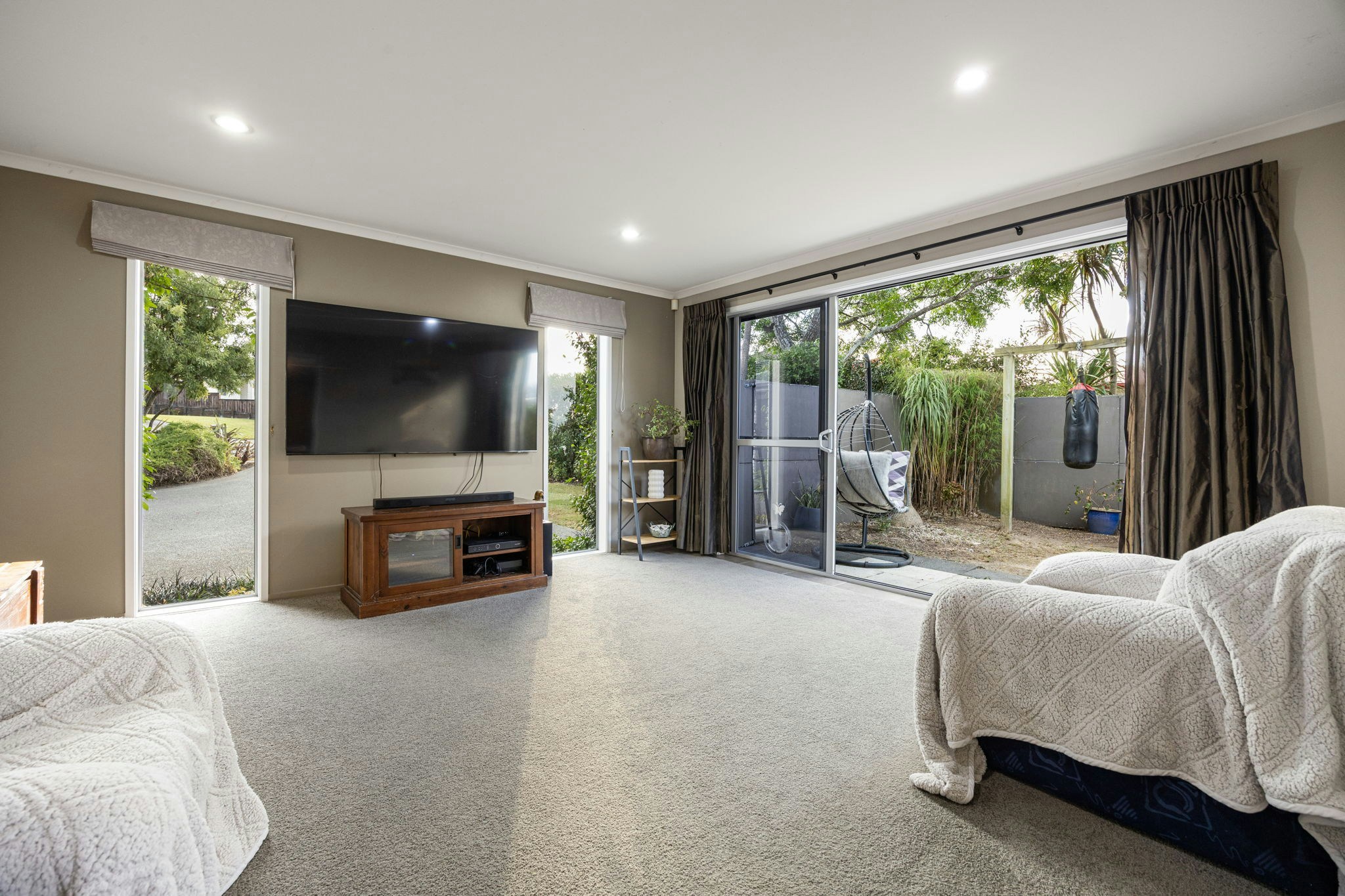 52 web or mls in House AR0 3392