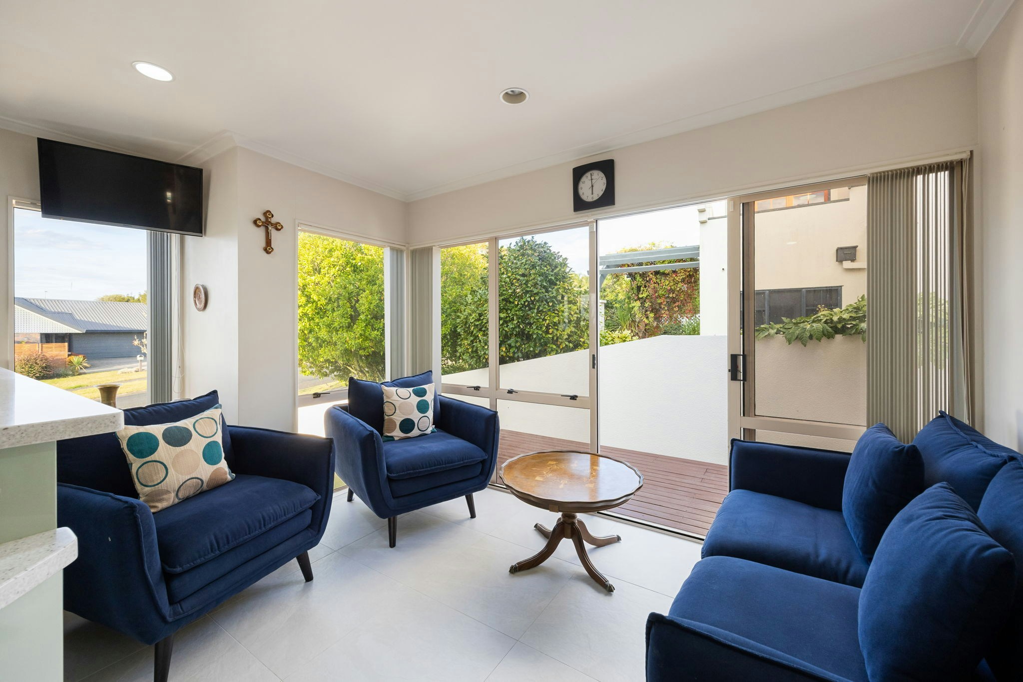 52 web or mls in House AR0 7622