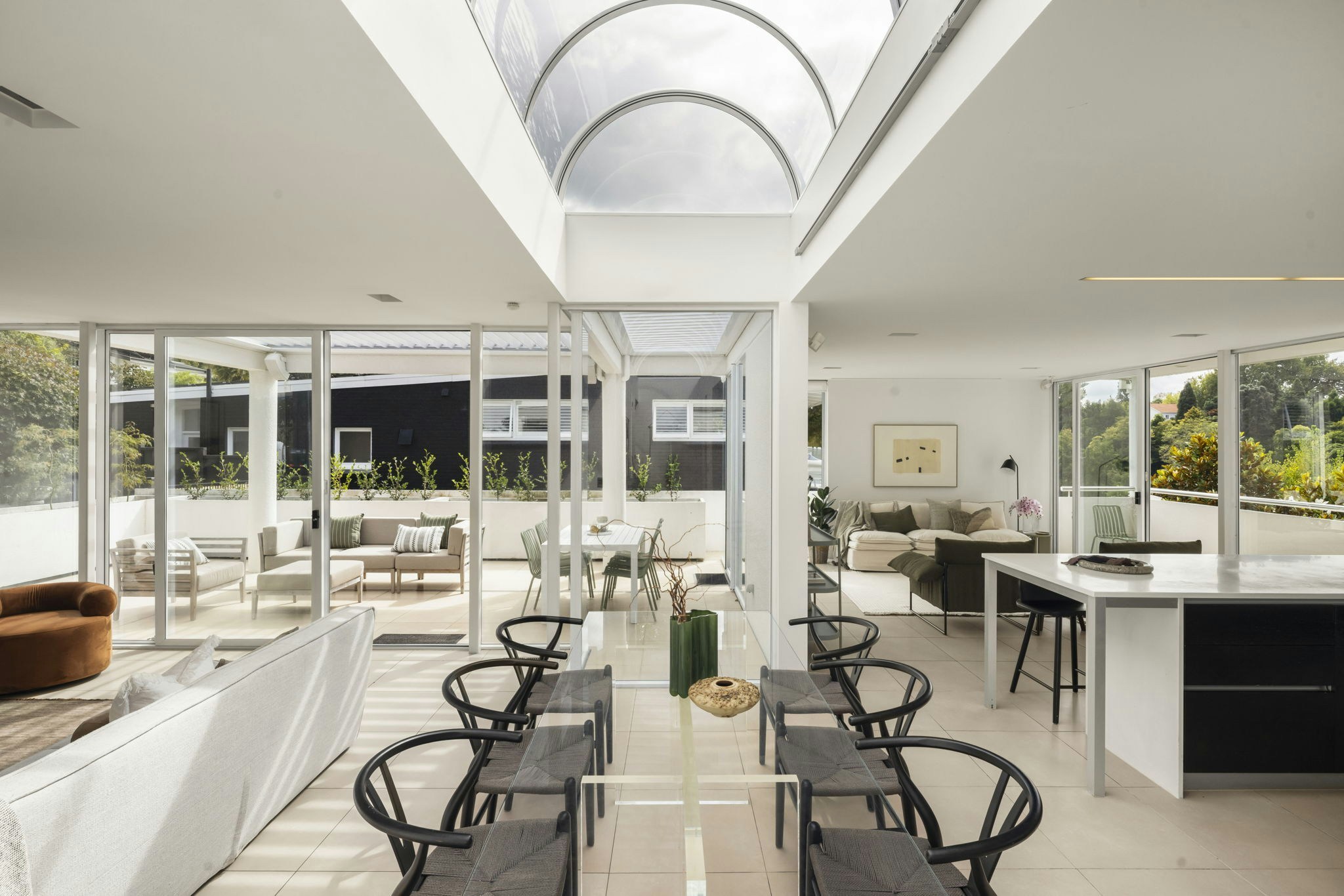 52 web or mls in House AR5 5597