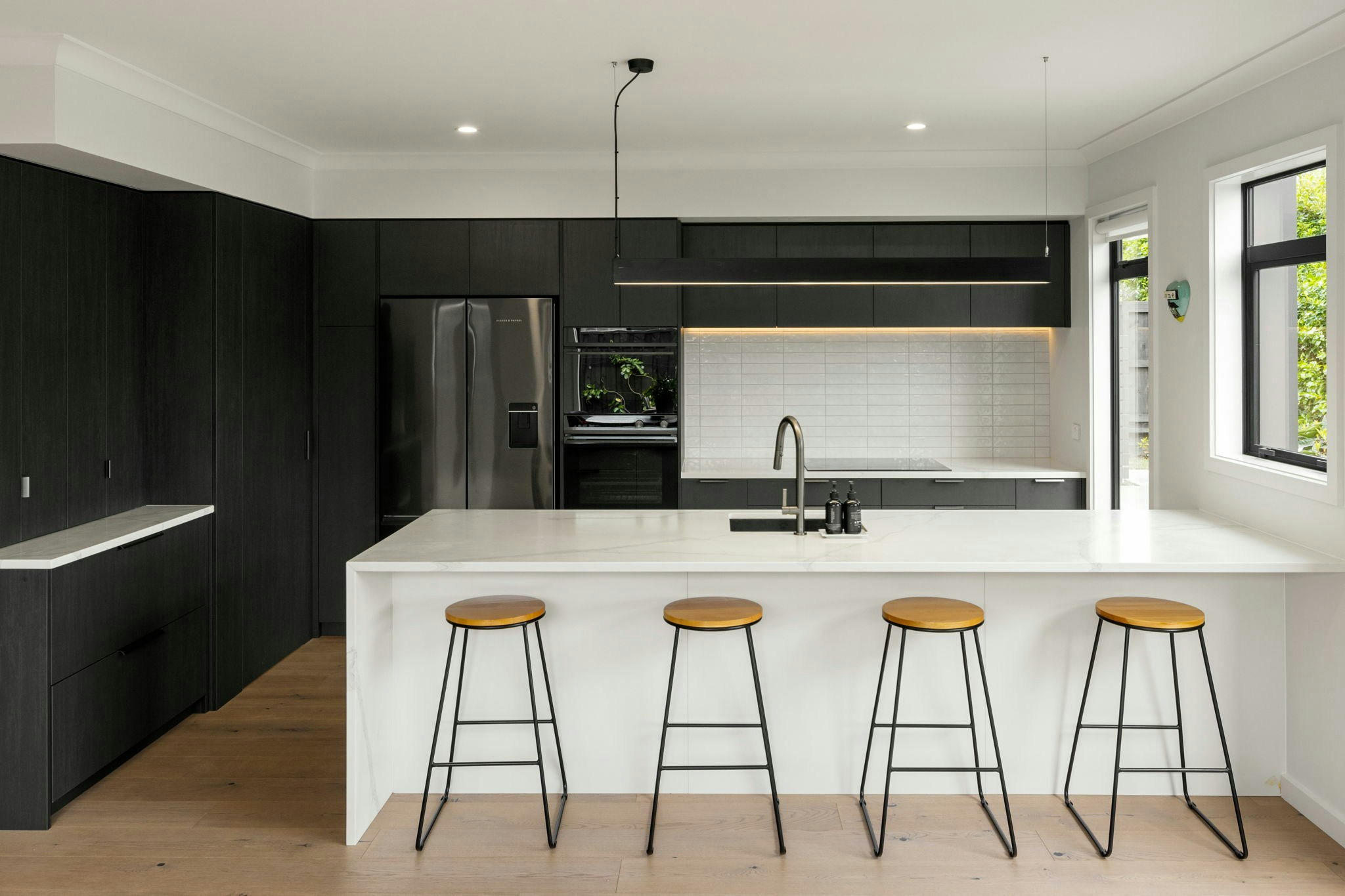 52 web or mls in House AR5 5739