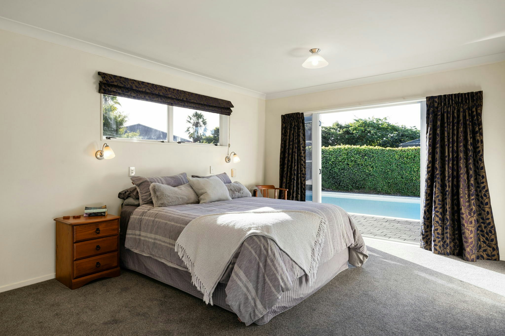 52 web or mls in House SR5 2251