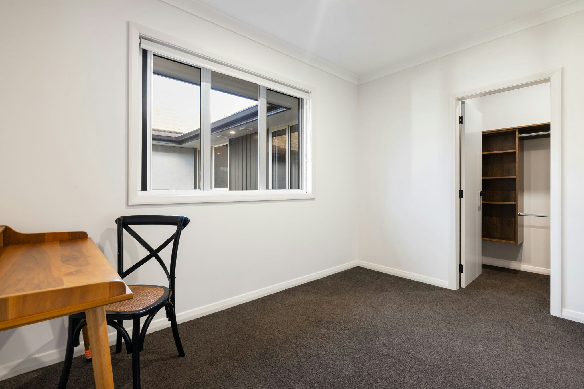 52 web or mls in House SR5 7356